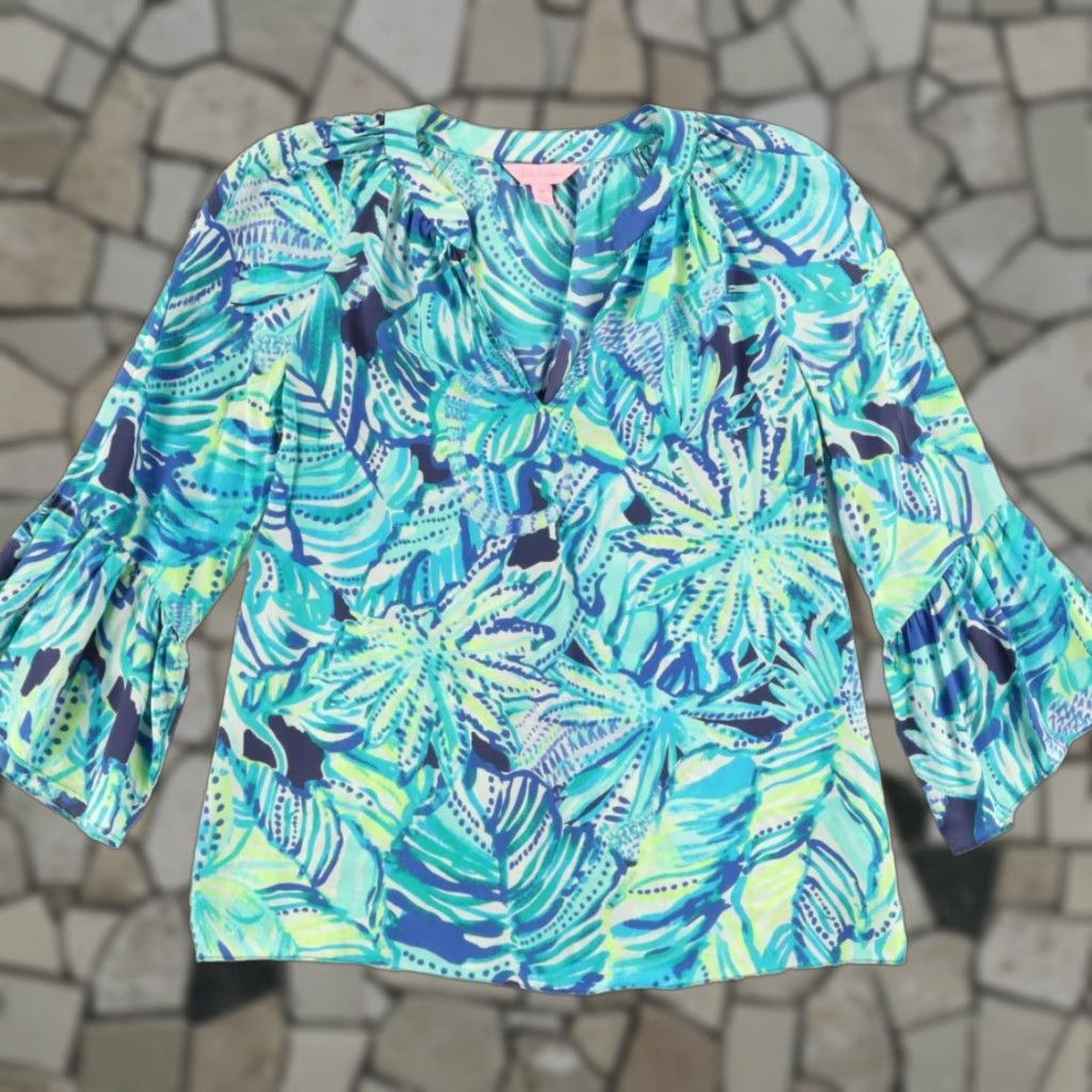 Lilly Pulitzer Lilly Pulitzer Matilda Armadilly Dally All Over Print V-Neck 3/4 Sleeve Top Women's XS Size XS / US 0-2 / IT 36-38 - 1 Thumbnail