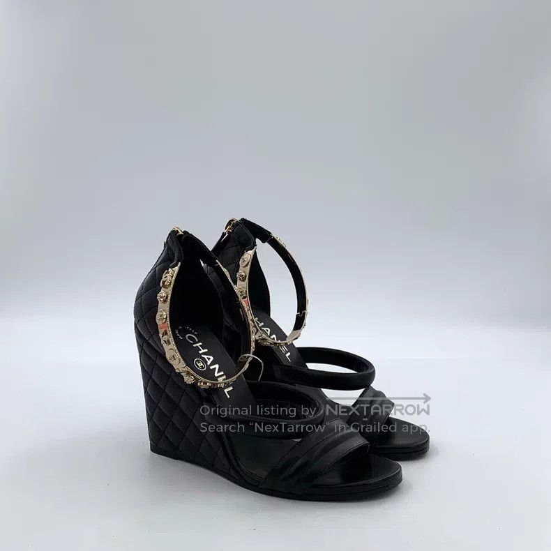 Chanel Chanel Black diamond check metal logo slope heel high-heel Size US 5.5 / IT 35.5 - 2 Thumbnail
