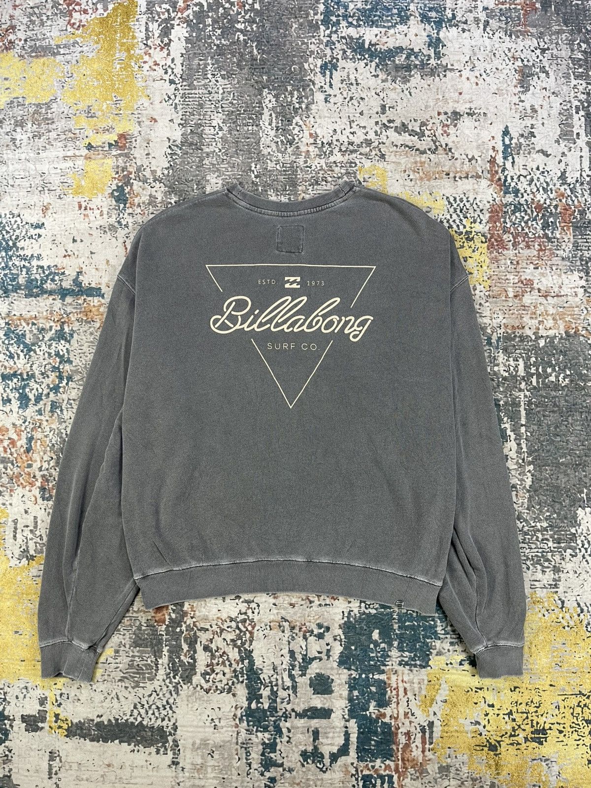 Billabong Vtg 90s Billabong Embossed Logo Faded Grey Sweatshirt Size US M / EU 48-50 / 2 - 2 Thumbnail