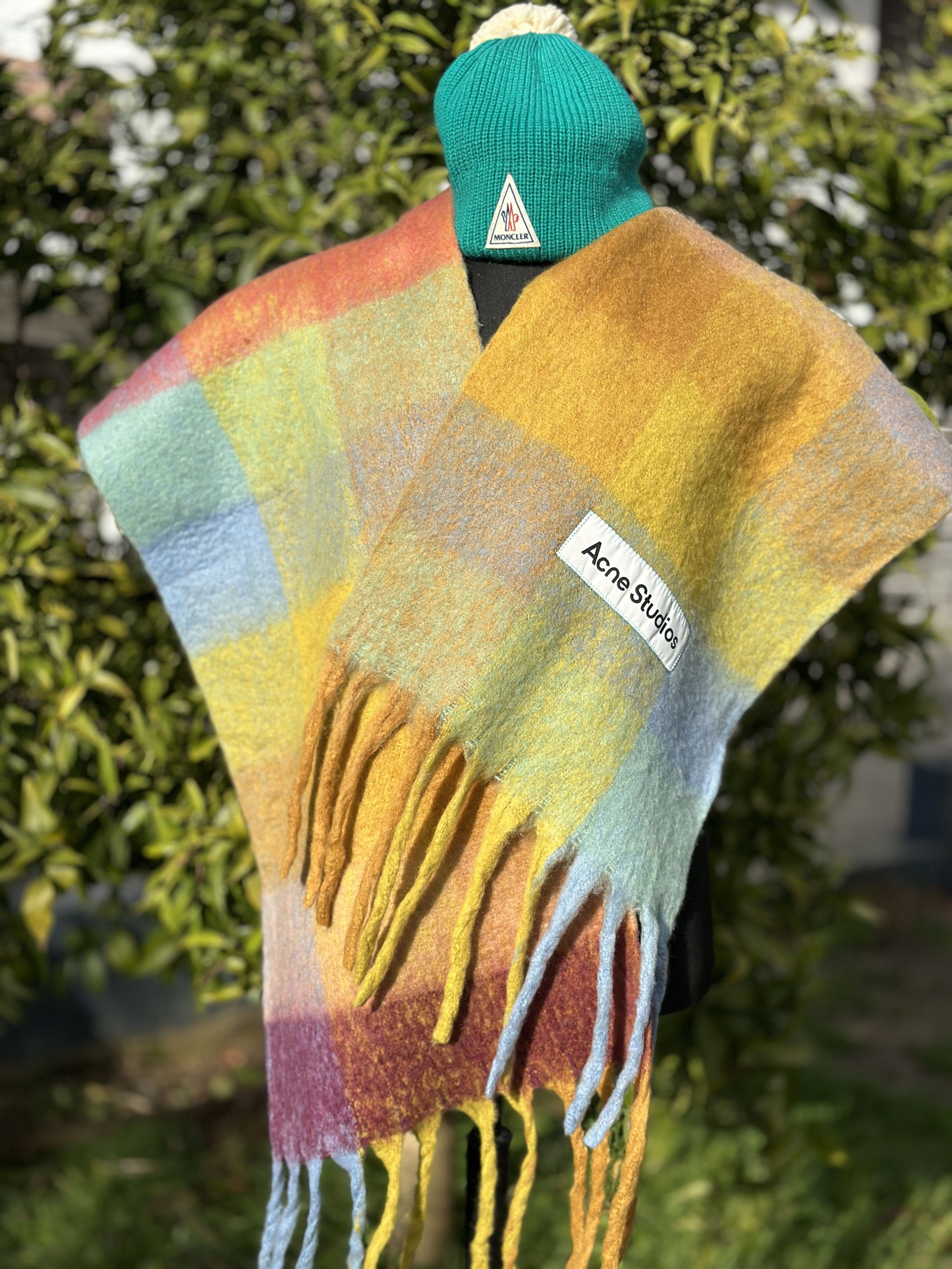 Acne Studios Acne Studios Large Plaid Scarf Wool Blend Logo Patch Size ONE SIZE - 1 Thumbnail