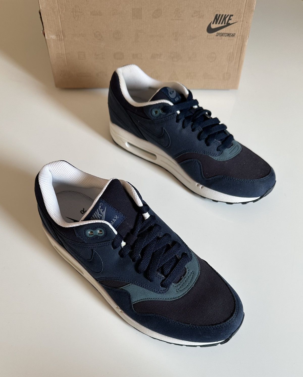 Nike Nike Air Max 1 Ripstop Tonal Pack Blue 2011 Size US 8.5 / EU 41-42 - 4 Thumbnail