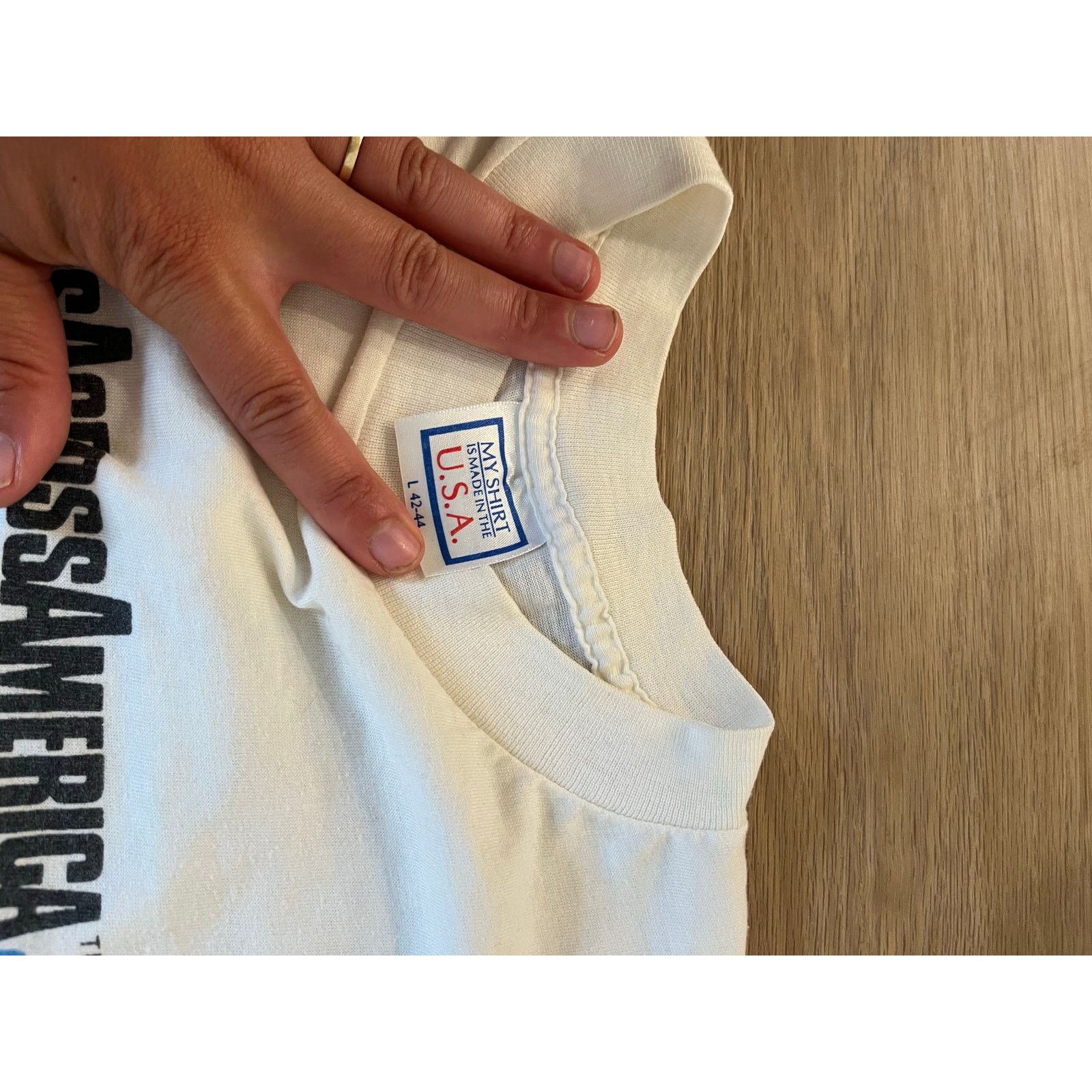 Hanes Vintage 80’s 1986 T Shirt Hands Across America Size US L / EU 52-54 / 3 - 4 Thumbnail