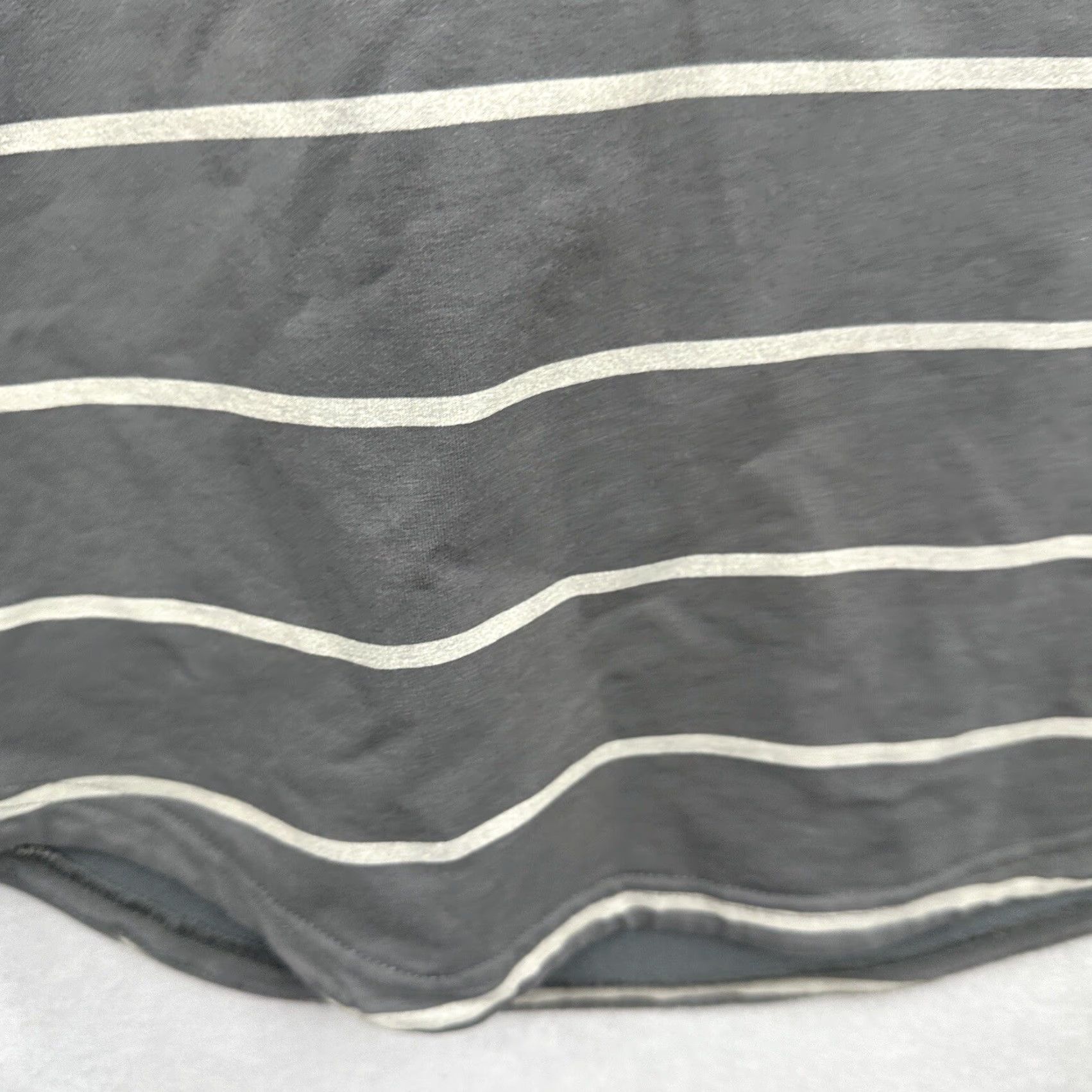 Vintage BYLT Drop Shirt Lux Men Small V Neck Gray Striped Short Sleeve T-Shirt Size US S / EU 44-46 / 1 - 7 Thumbnail