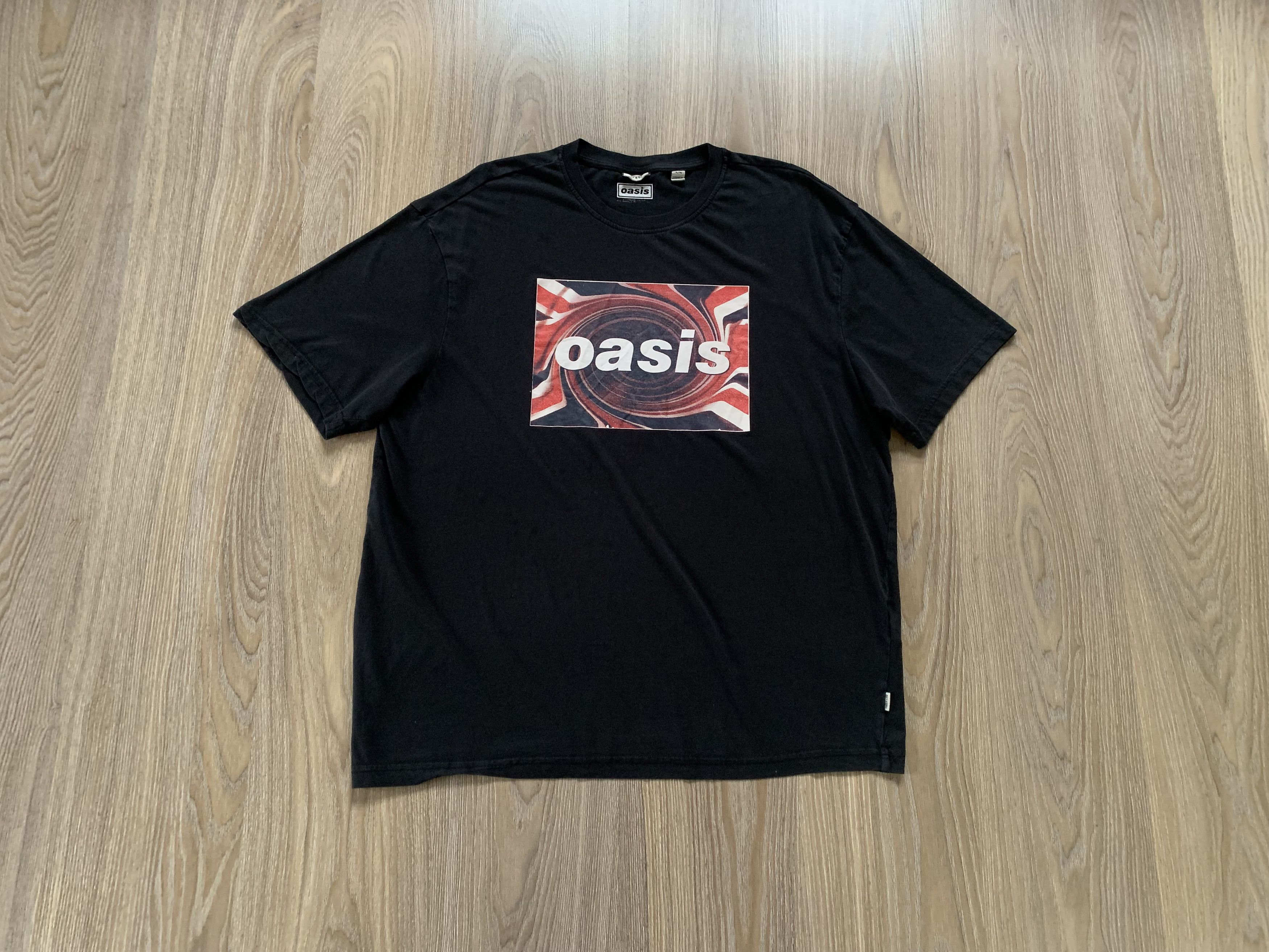 Band Tees Oasis Gildan Big Logo T Shirt Size US XL / EU 56 / 4 - 1 Thumbnail