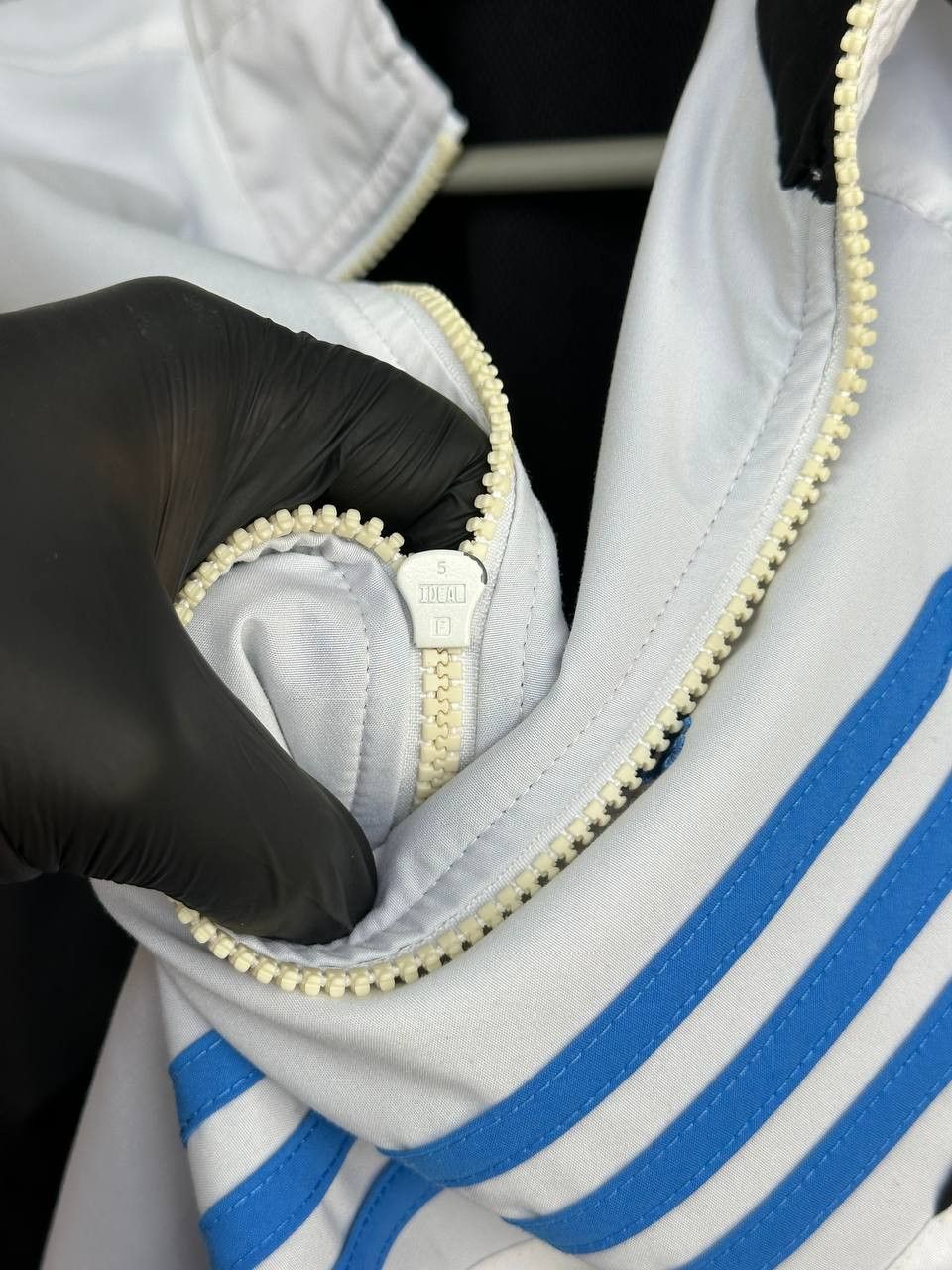 Adidas Adidas Vintage Track Jacket Windbreaker 3-Stripes Y2k Style Size US S / EU 44-46 / 1 - 10 Thumbnail