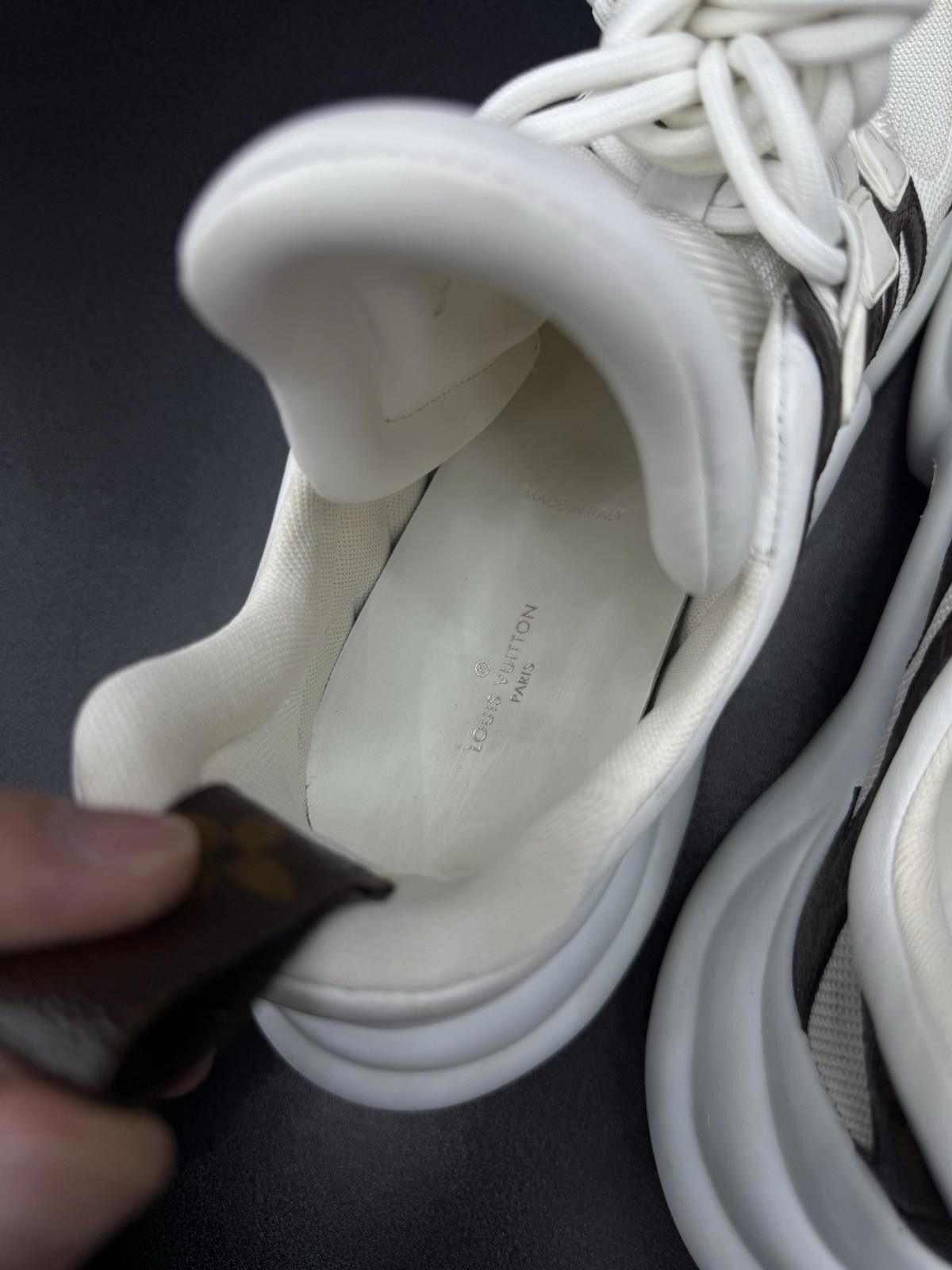 Louis Vuitton Louis Vuitton Archlight Trainer Monogram White 39.5LV/9.5US Size US 9.5 / IT 39.5 - 12 Thumbnail