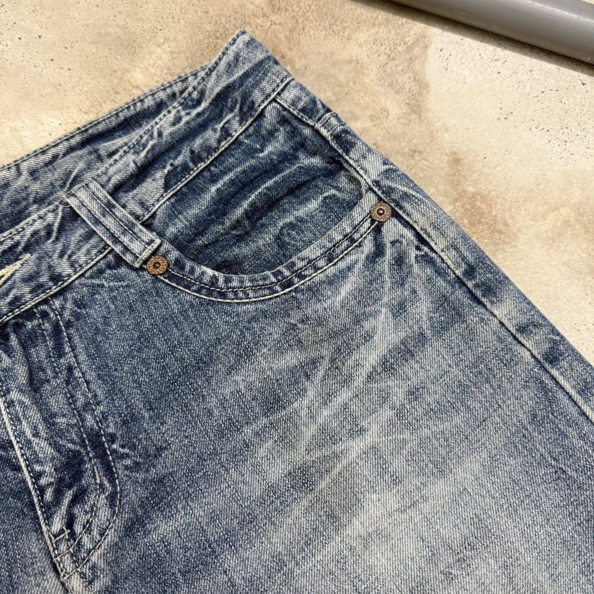 Japanese Brand Vintage Y2K Buckle Back Lightning i6w9 wash Denim Pants Size US 35 - 8 Thumbnail