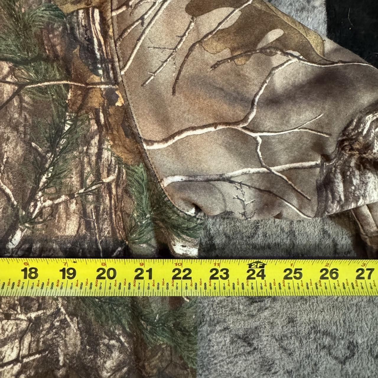 Realtree Y2K Pink Real-Tree Camp Hoodie Sized Women’s XL Fits Men’s L Size US L / EU 52-54 / 3 - 6 Thumbnail
