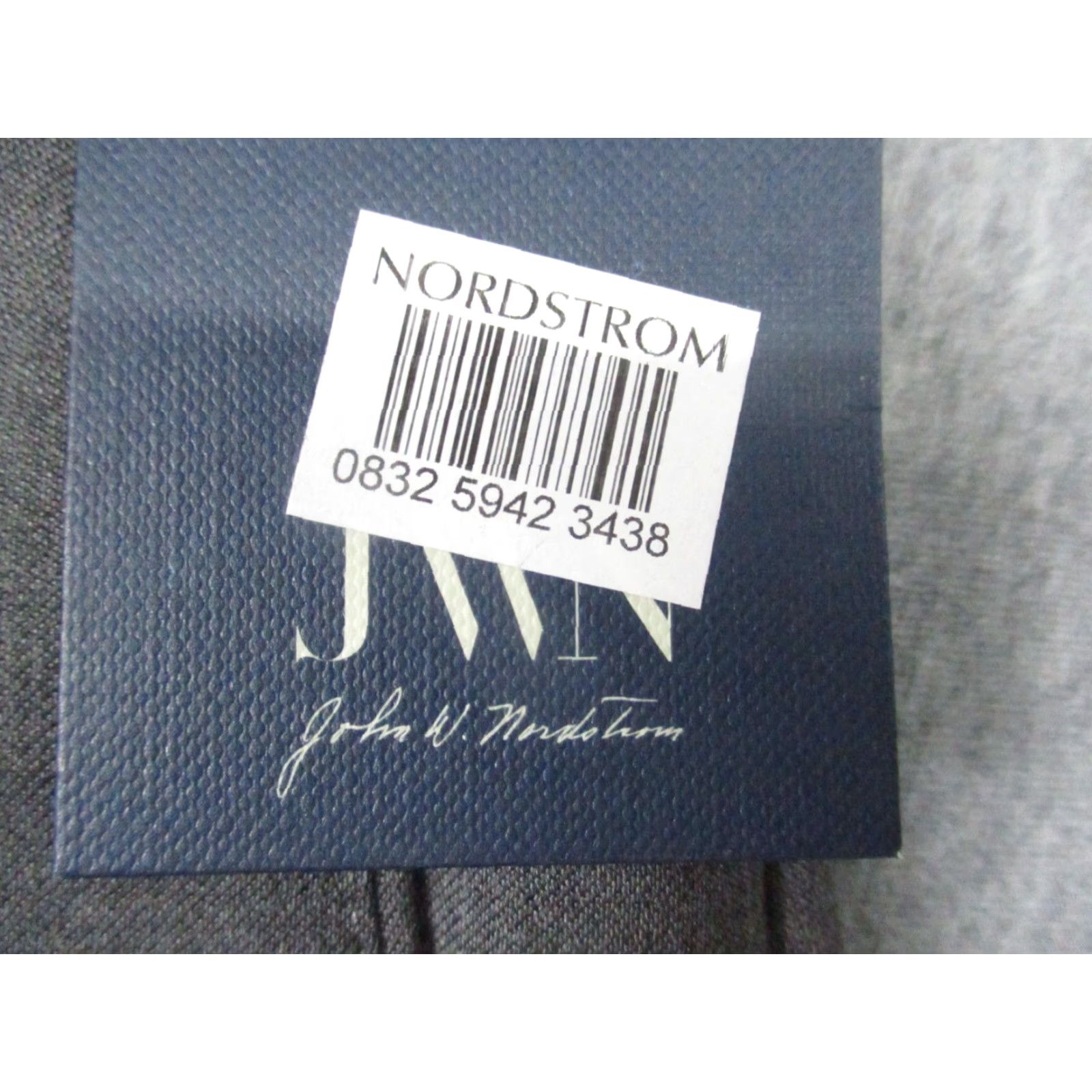 Nordstrom VINTAGE John W. Nordstrom Dress Pants Men 32 R Gray Wool Traditional NWT Fil Flat Front Straight 34 In Inseam Mens Regular Dress Pants Size US 32 / EU 48 - 4 Thumbnail