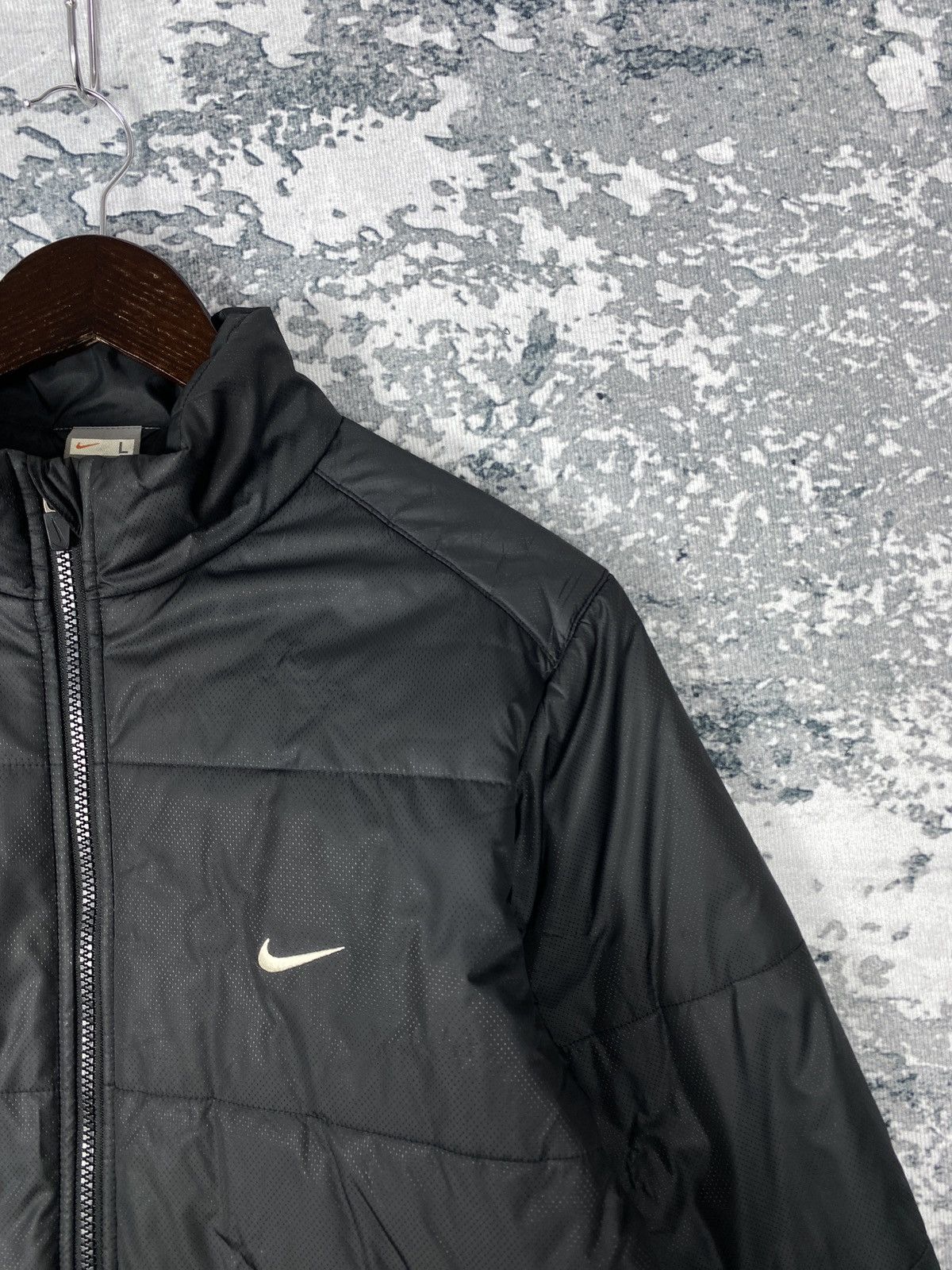 Nike Vintage Nike Swoosh Puffer Jacket Size US L / EU 52-54 / 3 - 3 Thumbnail