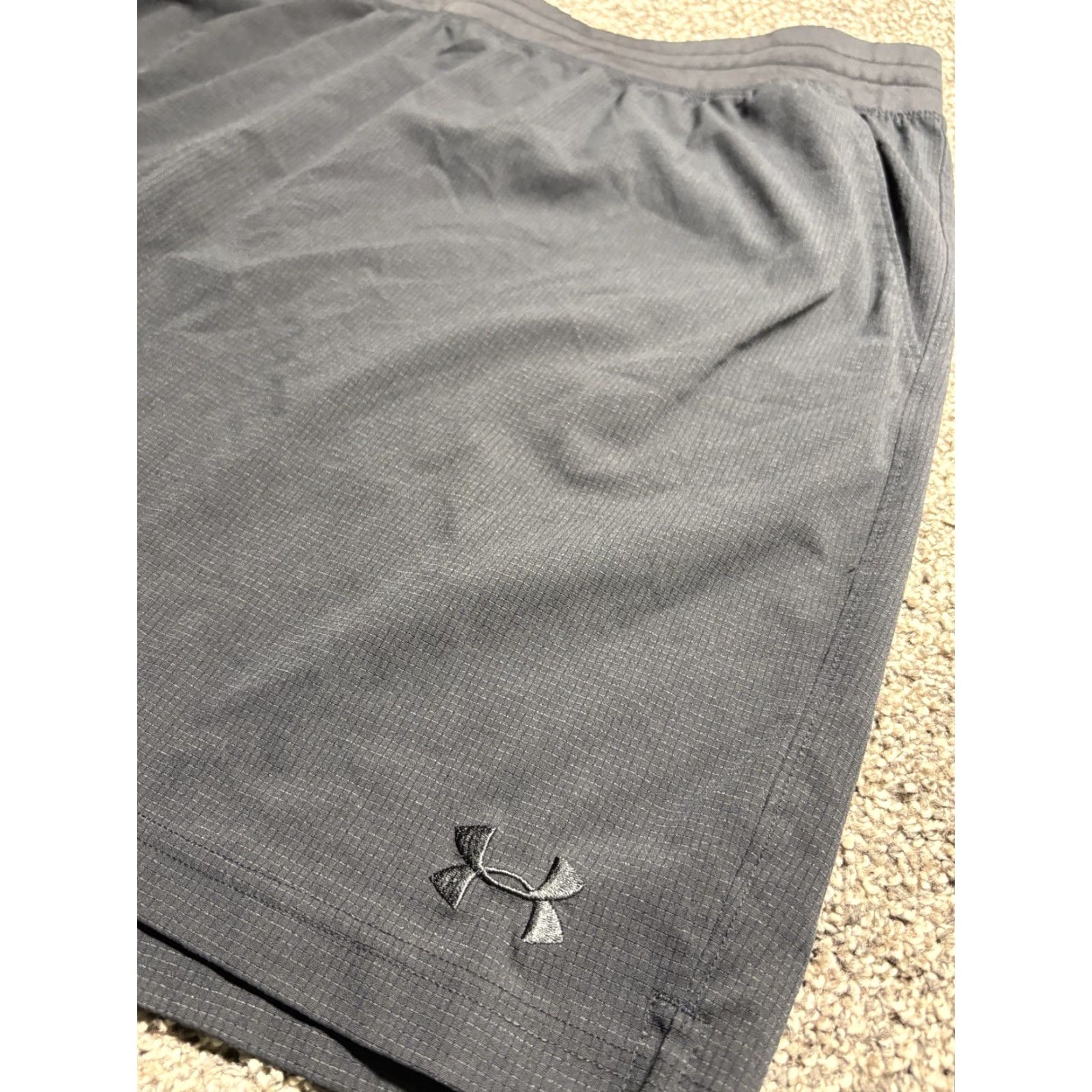 Under Armour Under Armour Shorts Mens 3XL Black Athletic Zip Pocket Logo Grid Ripstop Size US 39 - 6 Thumbnail