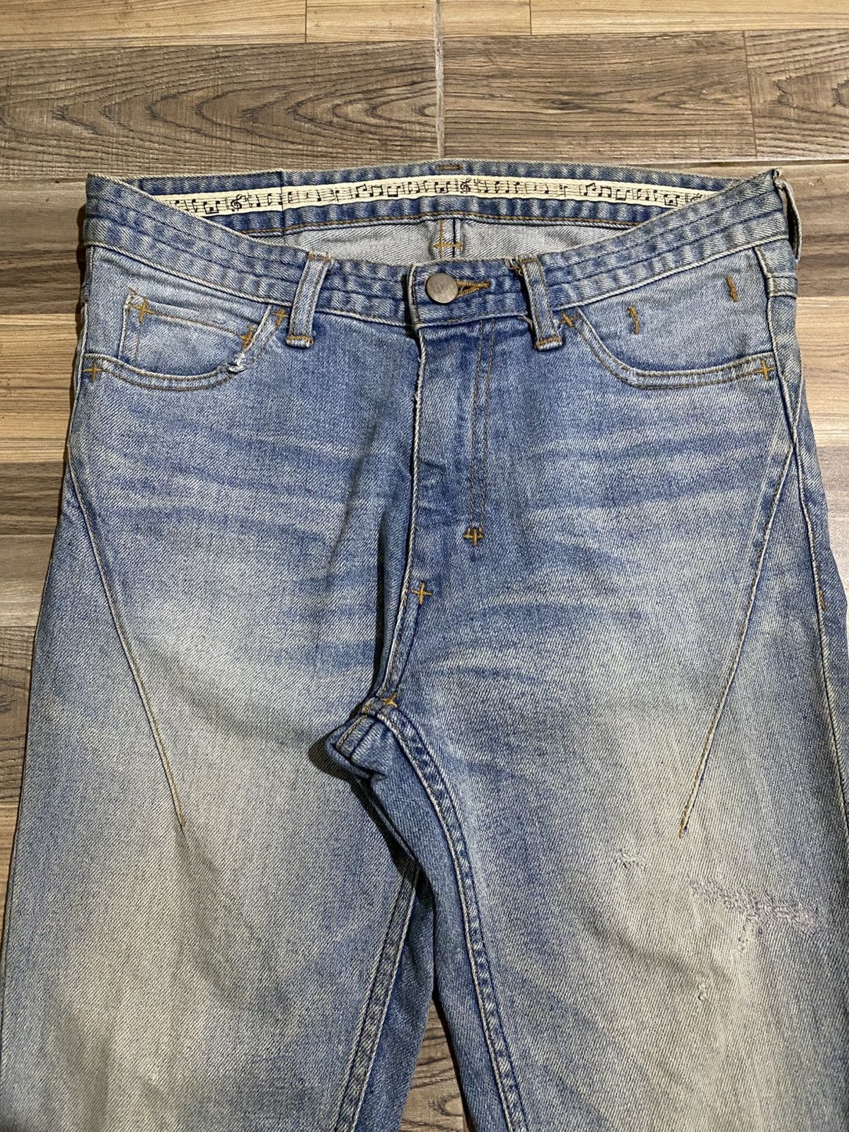 Number (N)ine NUMBER NINE STUDIOUS DISTRESSED SKINNY SHORT PANTS Size US 28 / EU 44 - 3 Thumbnail