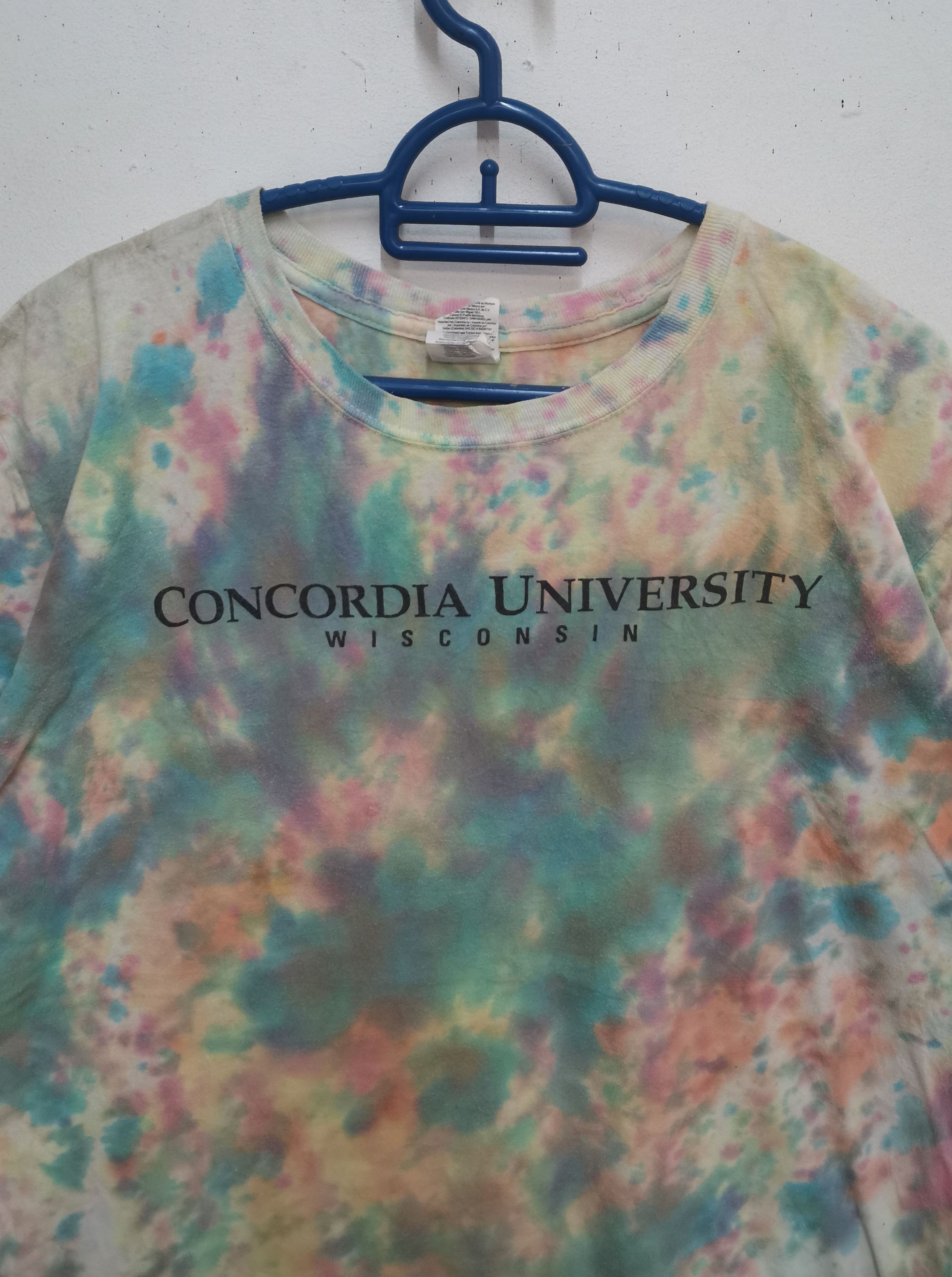 Designer Rare Concordia University of Wisconsin t-shirt Size US L / EU 52-54 / 3 - 2 Thumbnail