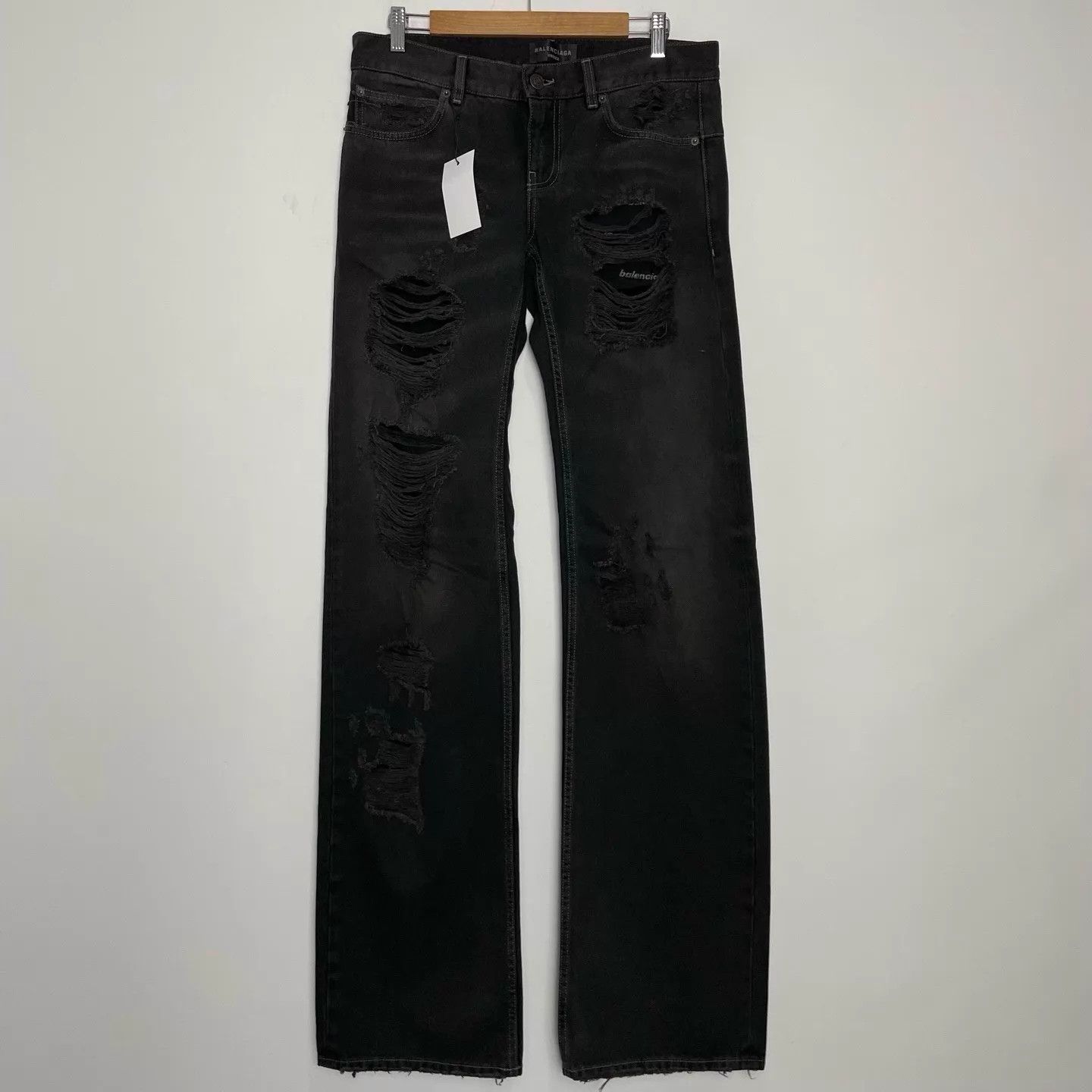 Balenciaga Balenciaga 25 Low-Rise Ripped Black Slim-Straight Jeans S Size 26" / US 2 / IT 38 - 1 Thumbnail