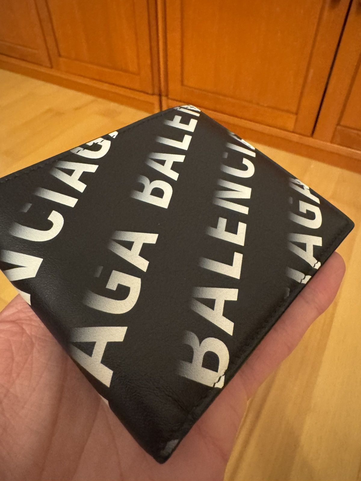Balenciaga Balenciaga Gradient Black Wallet Size ONE SIZE - 3 Thumbnail