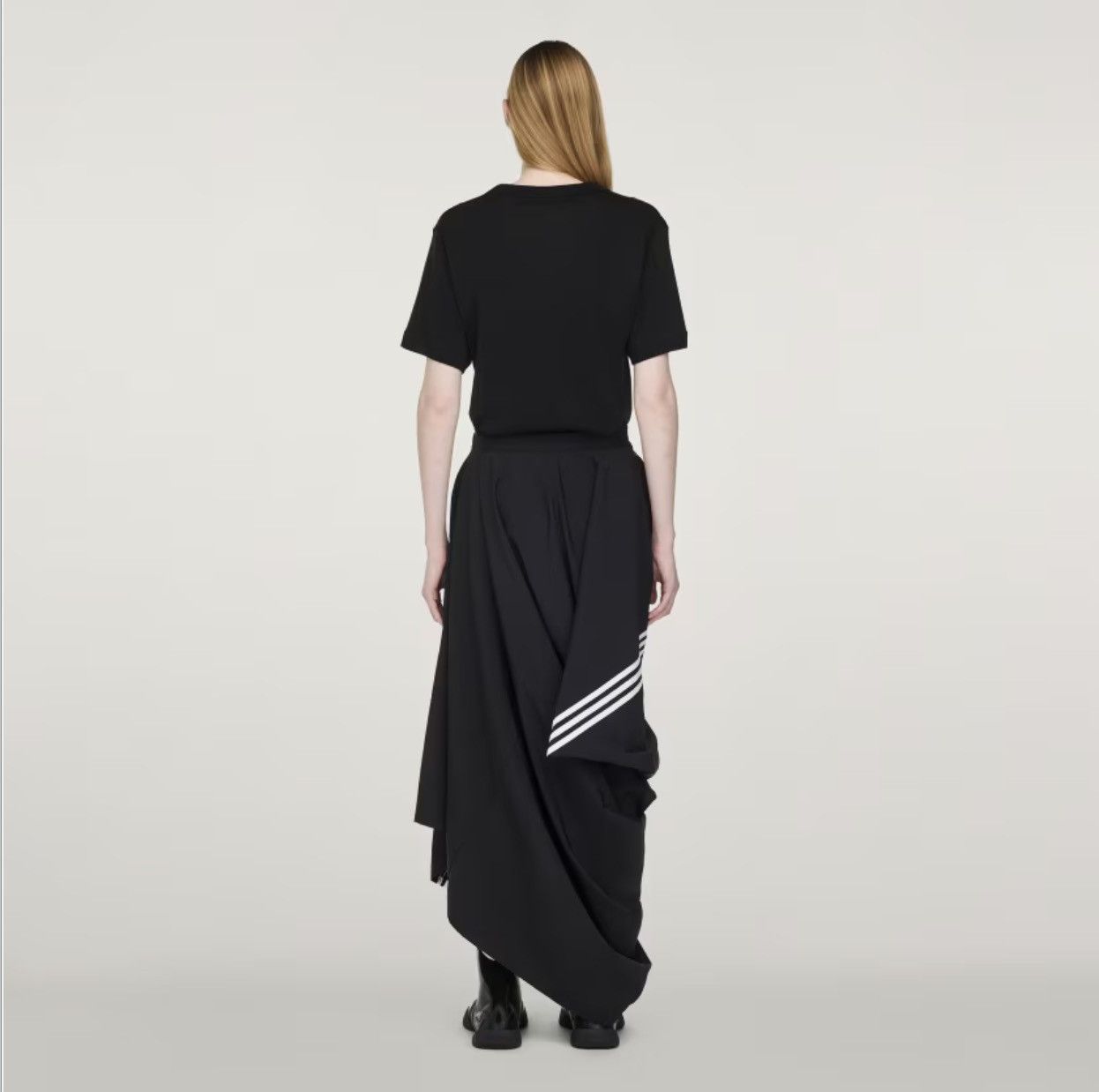 Y-3 Nylon Skirt 3-Stripes Size 30" / US 8 / IT 44 - 2 Thumbnail