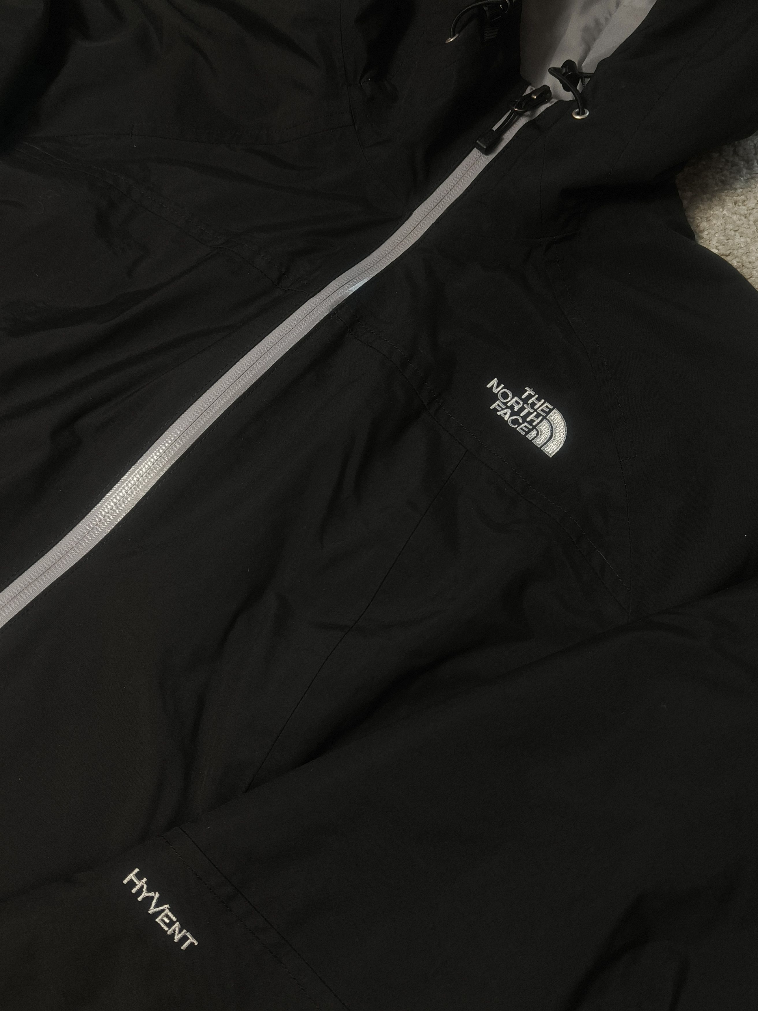 The North Face The North Face HyVent Hooded Jacket Size M / US 6-8 / IT 42-44 - 2 Thumbnail