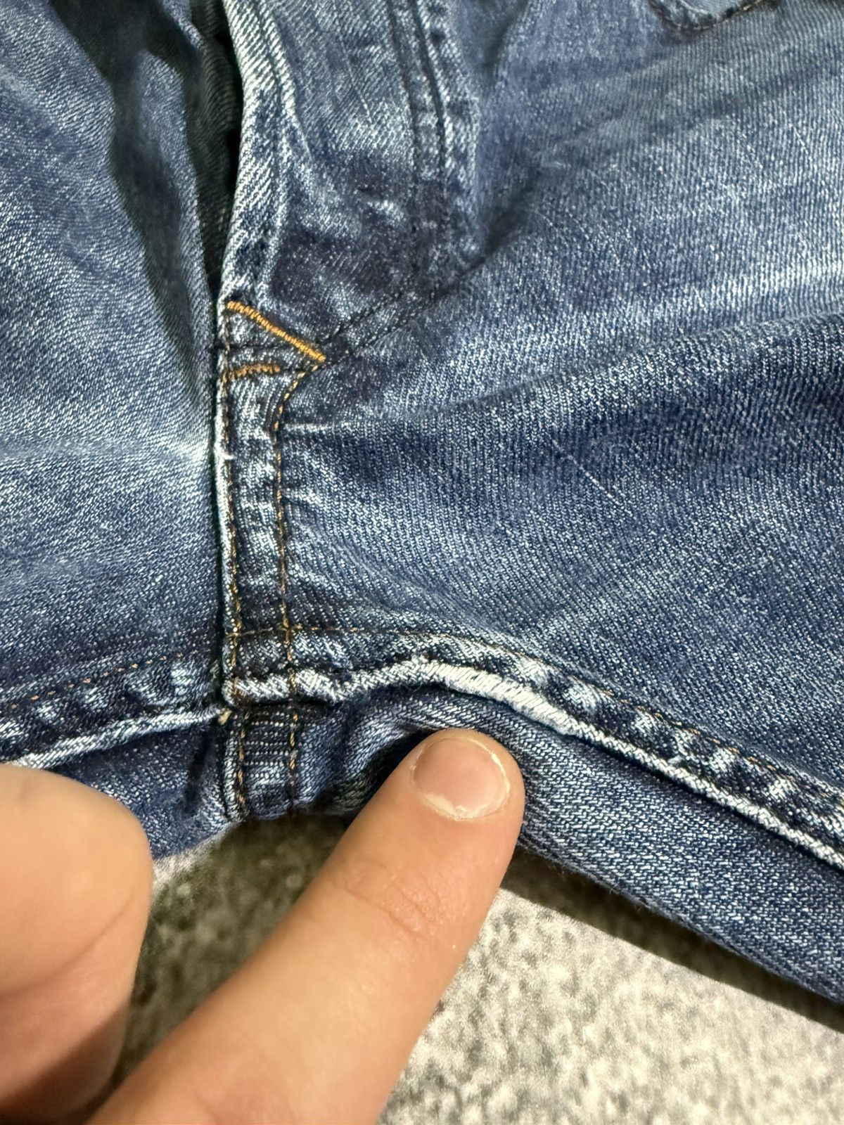 Diesel Vintage Diesel Jeans Faded Size US 36 / EU 52 - 14 Thumbnail
