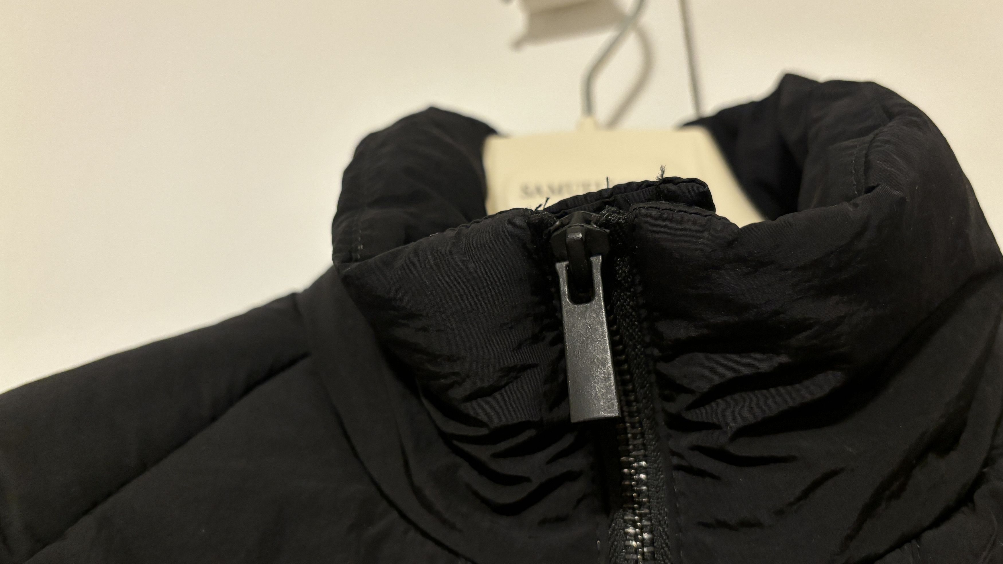 Cottweiler USD$850 BNWT Erosion Puffa Black Bomber Jacket M-L Size US M / EU 48-50 / 2 - 7 Thumbnail