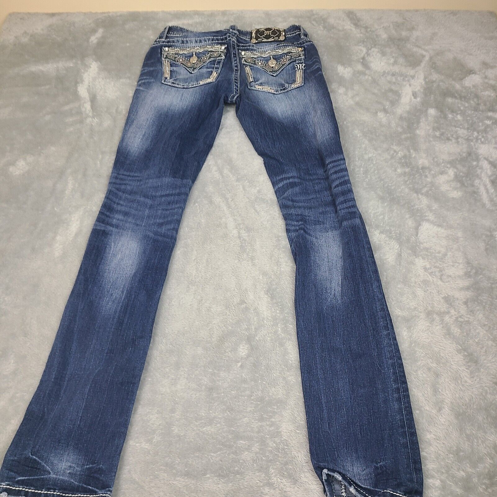 Miss Me Miss Me Jeans Sz 26 Signature Straight FIt Rhinestone Low Ri Size 26" / US 2 / IT 38 - 11 Thumbnail