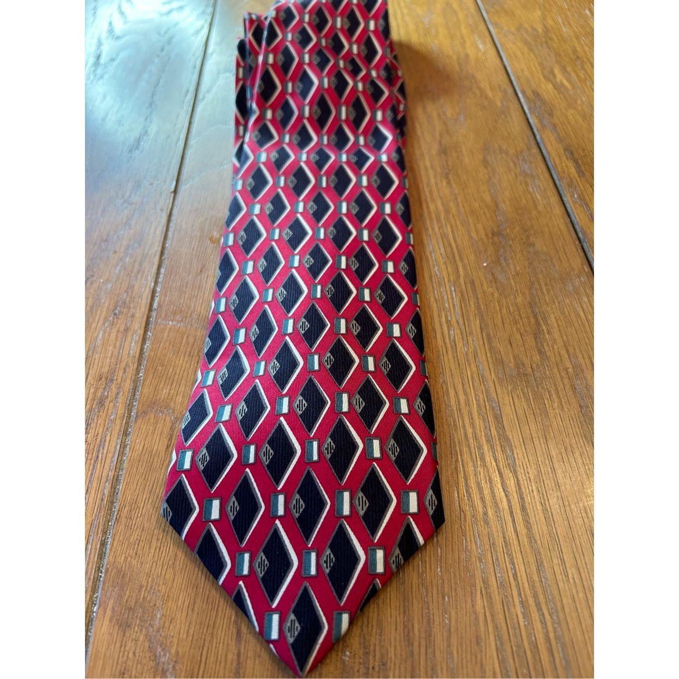 Robert Talbott Robert Talbott Men’s tie. Used, good condition. Size ONE SIZE - 5 Thumbnail