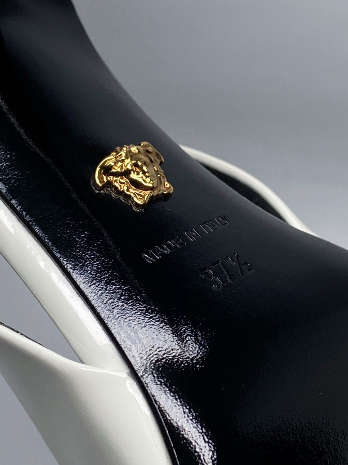 Versace Versace Gianni Ribbon 110mm Slingback Pumps size 37.5 Size US 7.5 / IT 37.5 - 16 Thumbnail