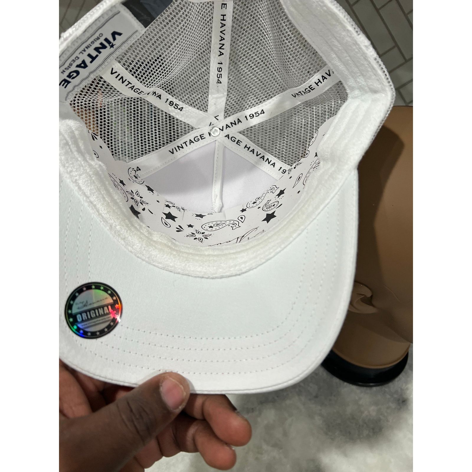 Havana Vintage Havana Slam Trucker Hat White NWT Size ONE SIZE - 11 Thumbnail