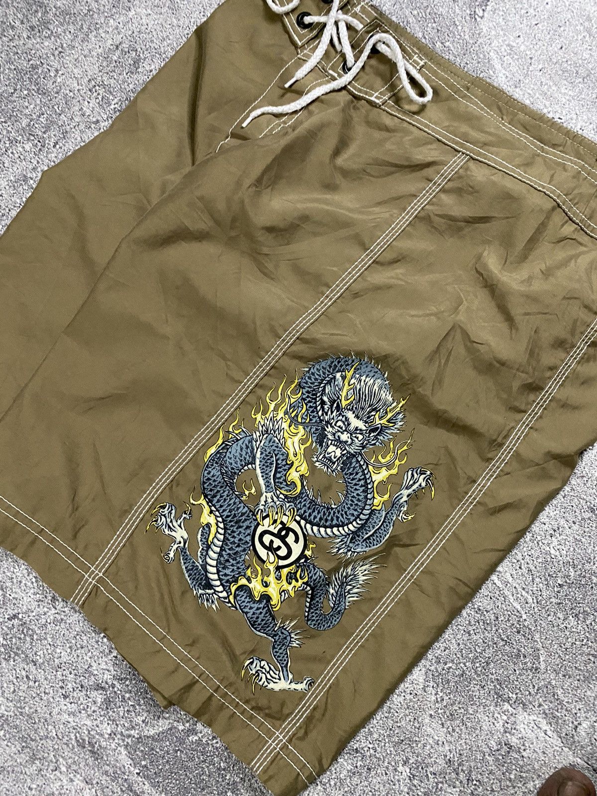 Stussy Stussy dragon surf short Size US 32 / EU 48 - 1 Thumbnail
