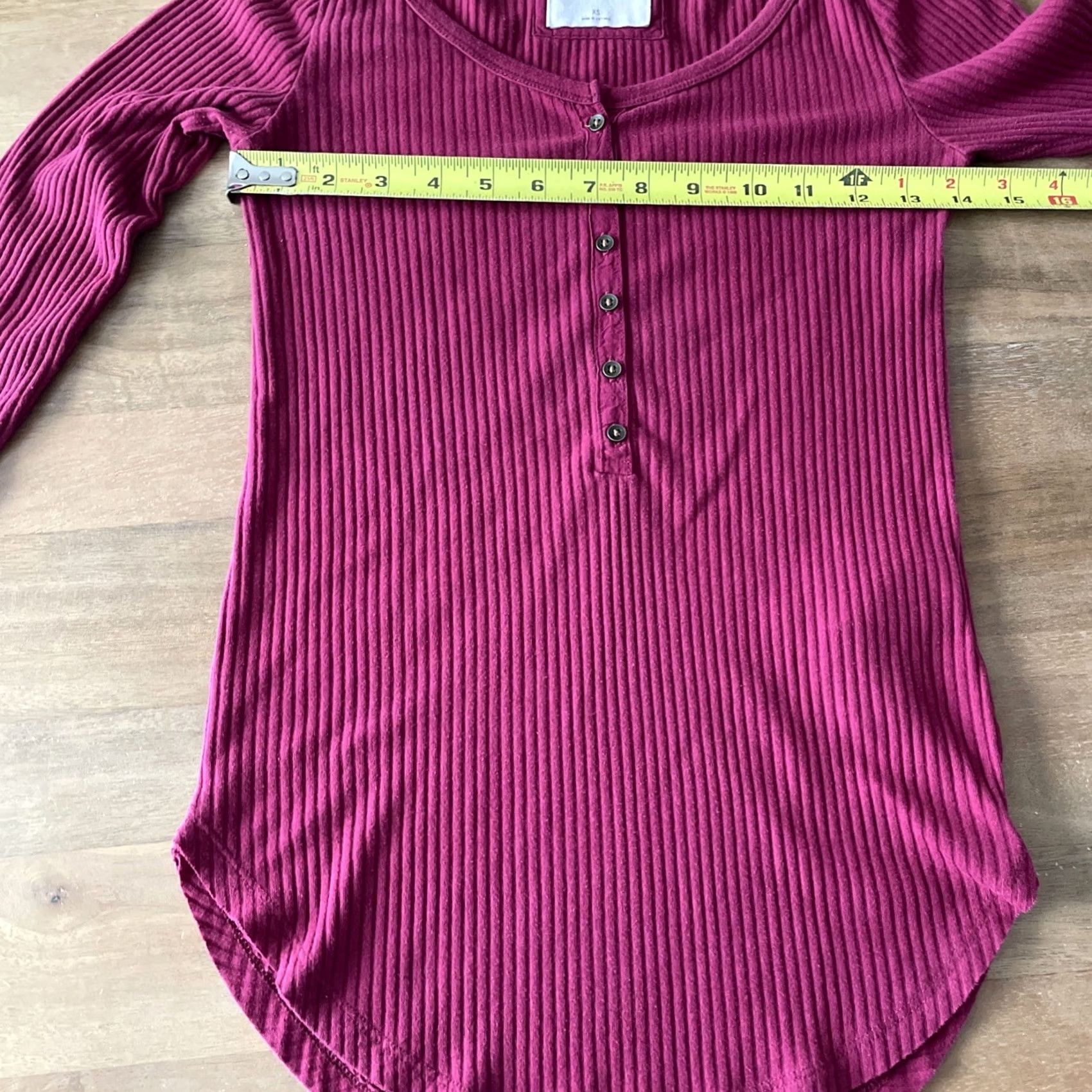 Abercrombie & Fitch VINTAGE Abercrombie & Fitch Top Womens XS Henley Ribbed Magenta Y2K Bella Swan Shirt Womens XS Magenta 90s Y2K Bella Swan Size XS / US 0-2 / IT 36-38 - 6 Thumbnail