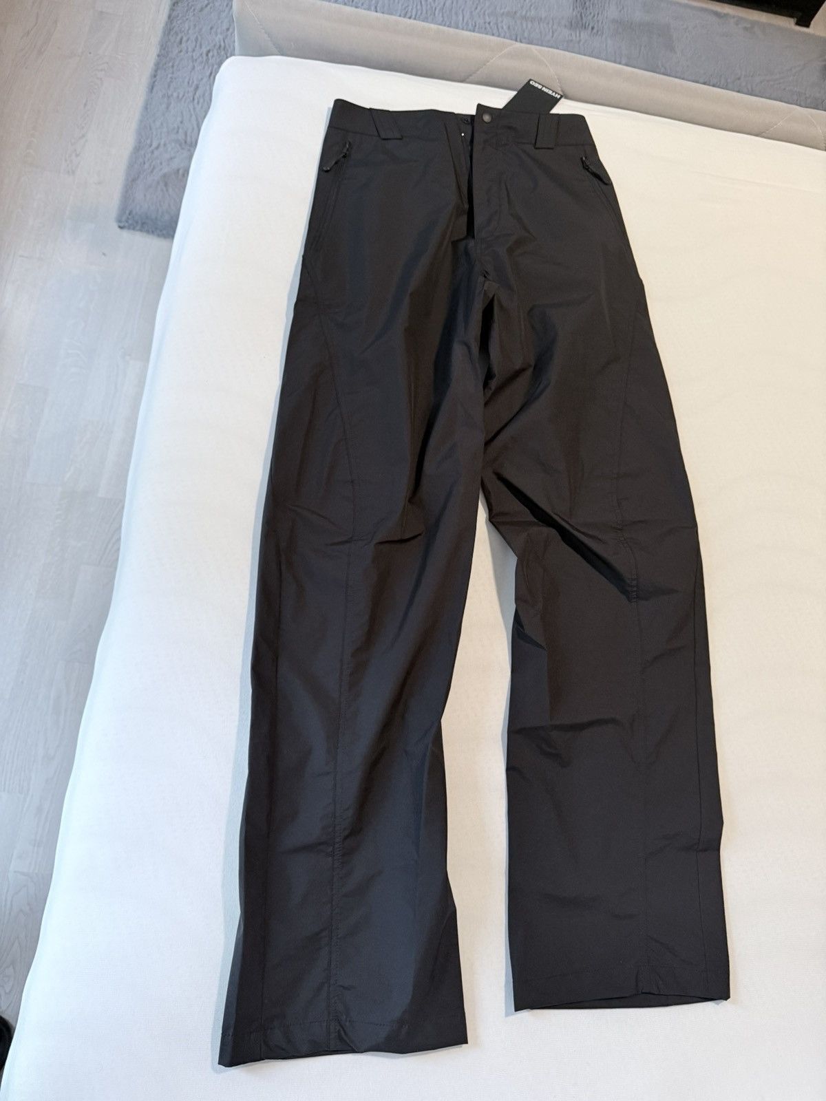 Hyein Seo Hyein Seo Black Shell Pants FW22 Size US 30 / EU 46 - 4 Thumbnail
