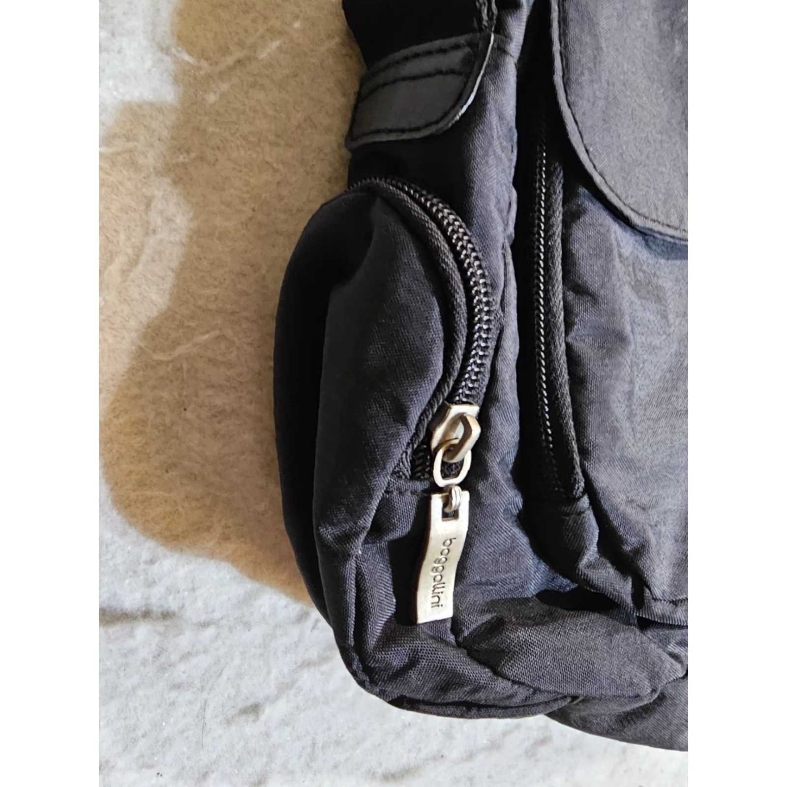 Vintage Baggallini Crossbody Handbag Nylon Multi Pocket Magnetic Flap Belt Buckle Black Medium Size ONE SIZE - 4 Thumbnail