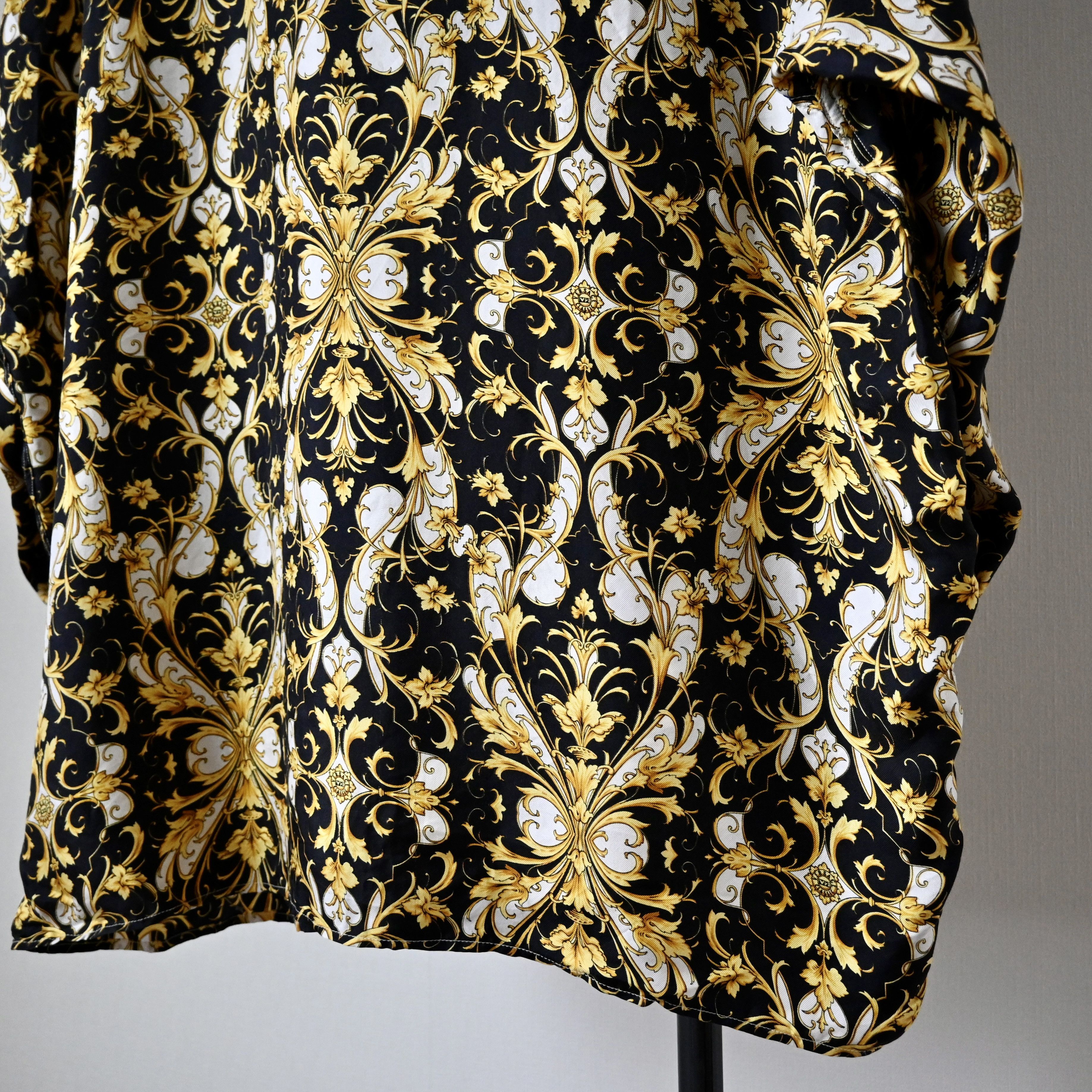 Versace VTG 1990s VERSACE CLASSIC V2 silk shirt made in Spain Size US XL / EU 56 / 4 - 4 Thumbnail