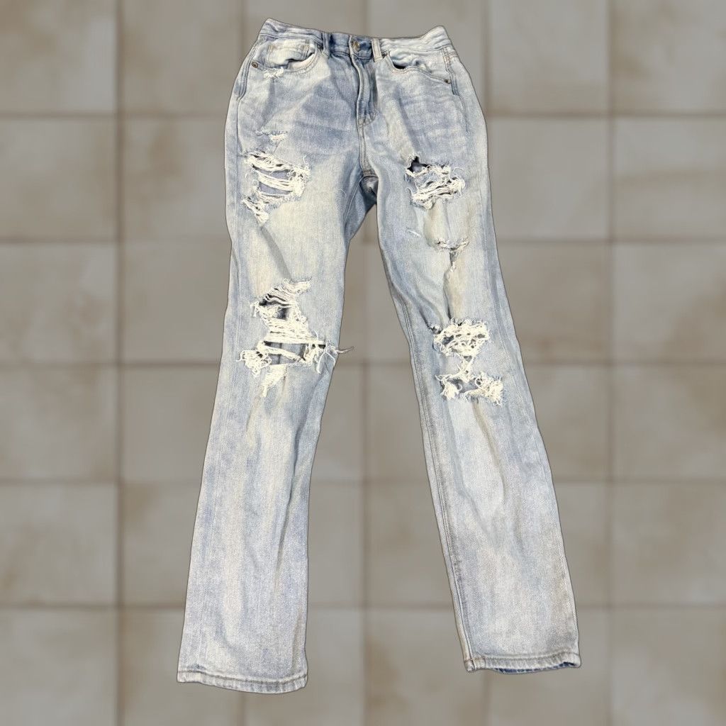 American Eagle Outfitters VINTAGE? No — American Eagle Outfitters Jeans Womens 2 Light Wash High Rise Mom Distressed Size 26" / US 2 / IT 38 - 1 Thumbnail