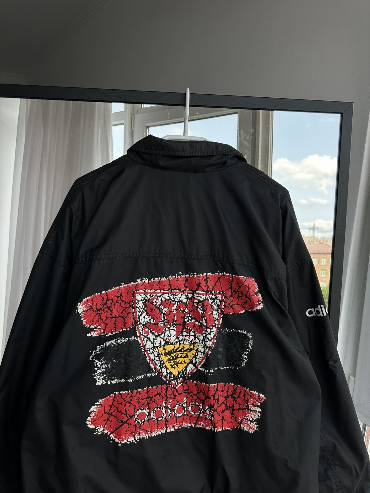 Adidas Vintage Adidas VfB Stuttgart Windbreaker Jacket 90s Logo Size US L / EU 52-54 / 3 - 8 Thumbnail