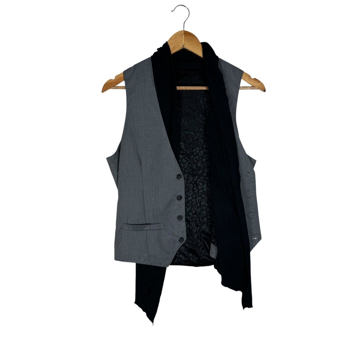 semanticdesign ☀️SEMANTIC DESIGN SKULL VEST LIKE MASTERMIND Size US M / EU 48-50 / 2 - 8 Thumbnail