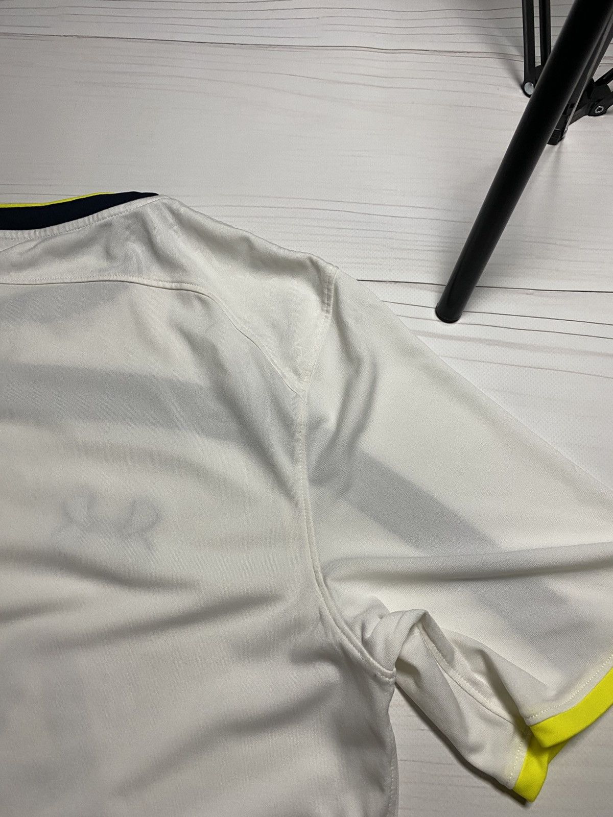 Under Armour × Vintage Under Armour Tottenham Hotspur 2014/15 home soccer jersey Size US L / EU 52-54 / 3 - 18 Thumbnail