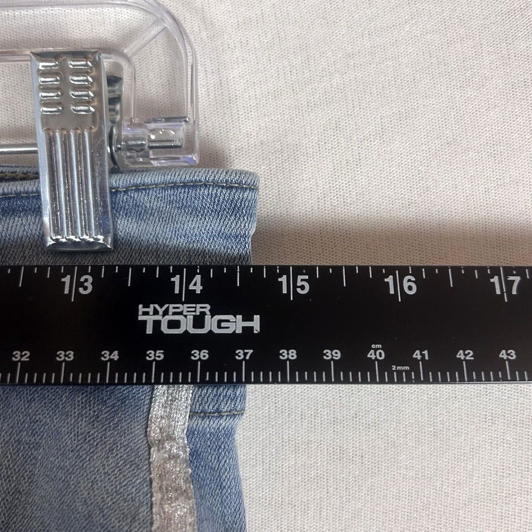 Levi's Levi's Classic Mid Rise Skinny Jeans Womens Size 28 W28 L30 Light Wash Stretch Blue Denim 5-Pocket Fit Mens Womens Girls? Size 28" / US 6 / IT 42 - 7 Thumbnail
