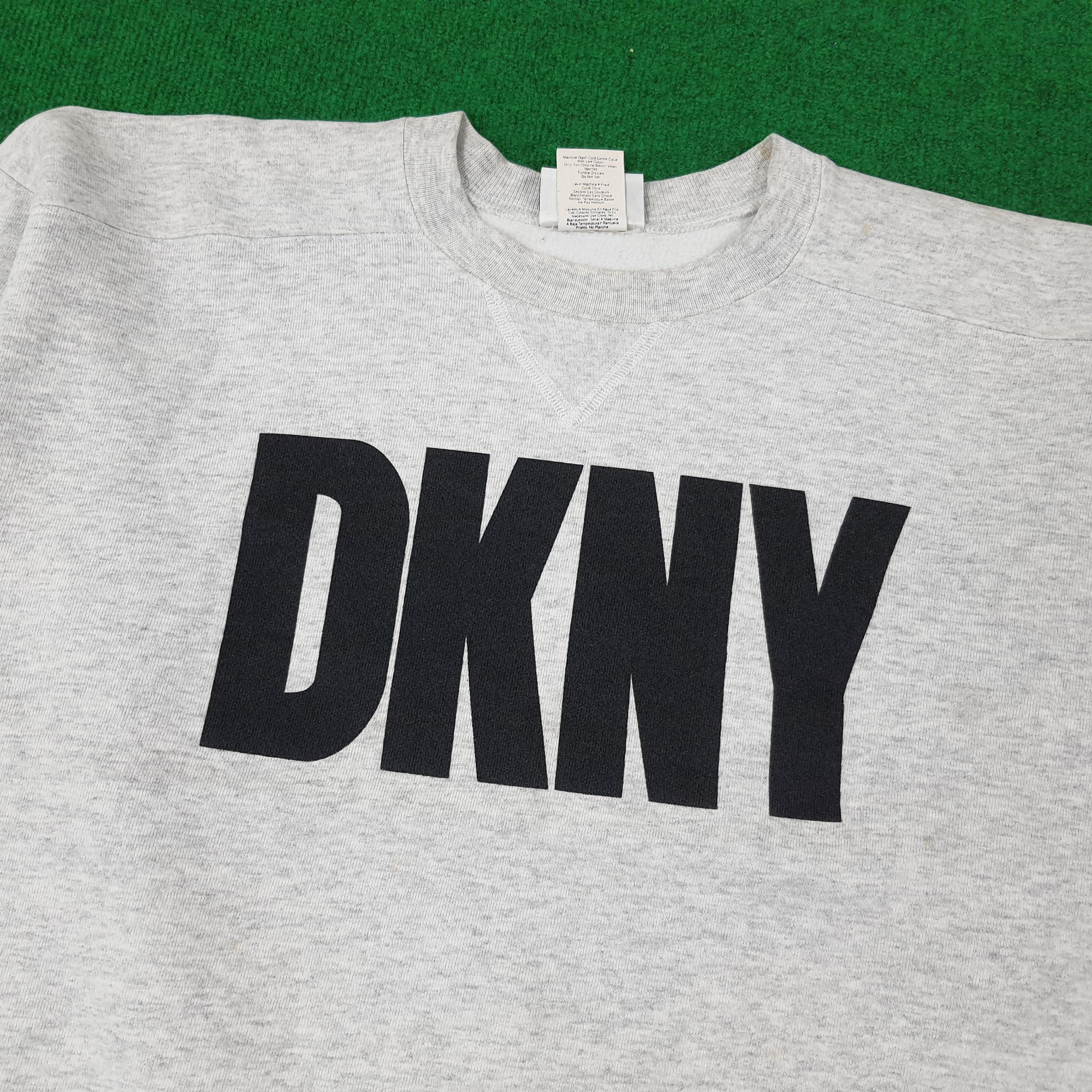 DKNY × Vintage Vintage DKNY Jeans Streetwear Sweatshirt C230N3 Size US L / EU 52-54 / 3 - 2 Thumbnail