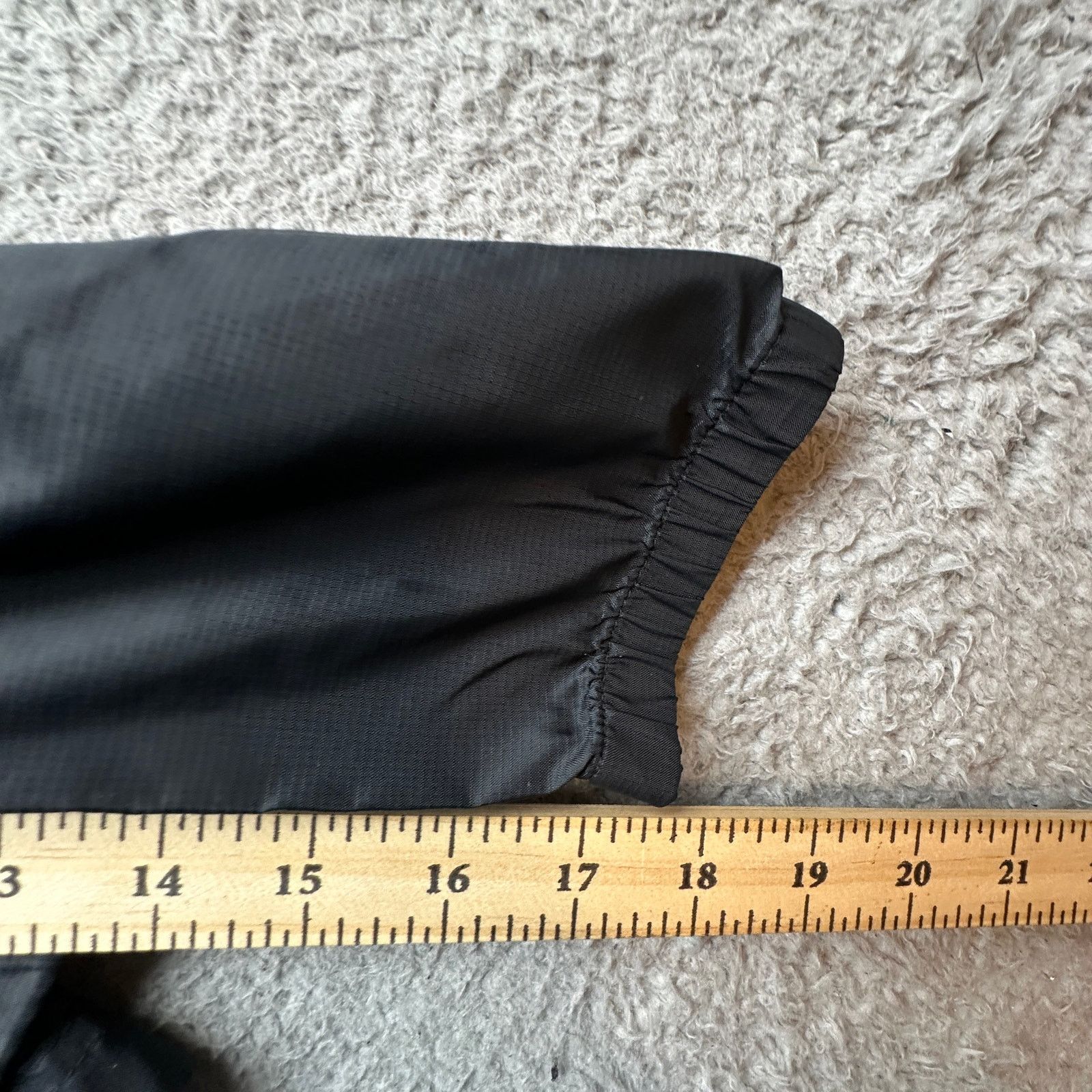 L.L. Bean LL Bean Stowaway Windbreaker Jacket Womens Petite Small Size S / US 4 / IT 40 - 4 Thumbnail