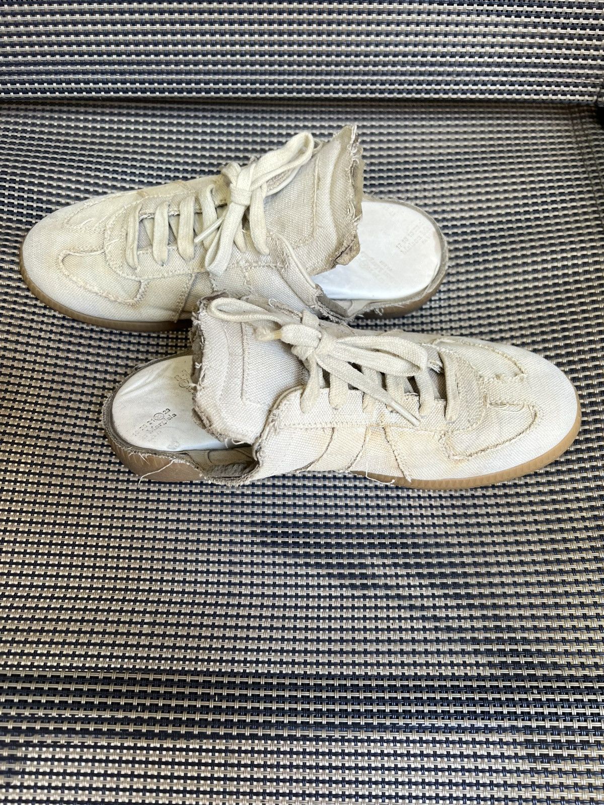 Maison Margiela Maison Margiela Distressed Canvas Mules Size US 5 / IT 35 - 2 Thumbnail