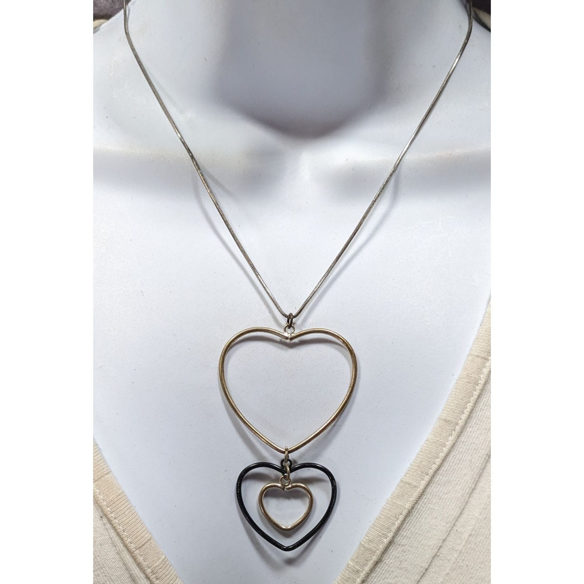 Other Coquette Multi Tone Open Heart Pendant Necklace Size ONE SIZE - 4 Thumbnail