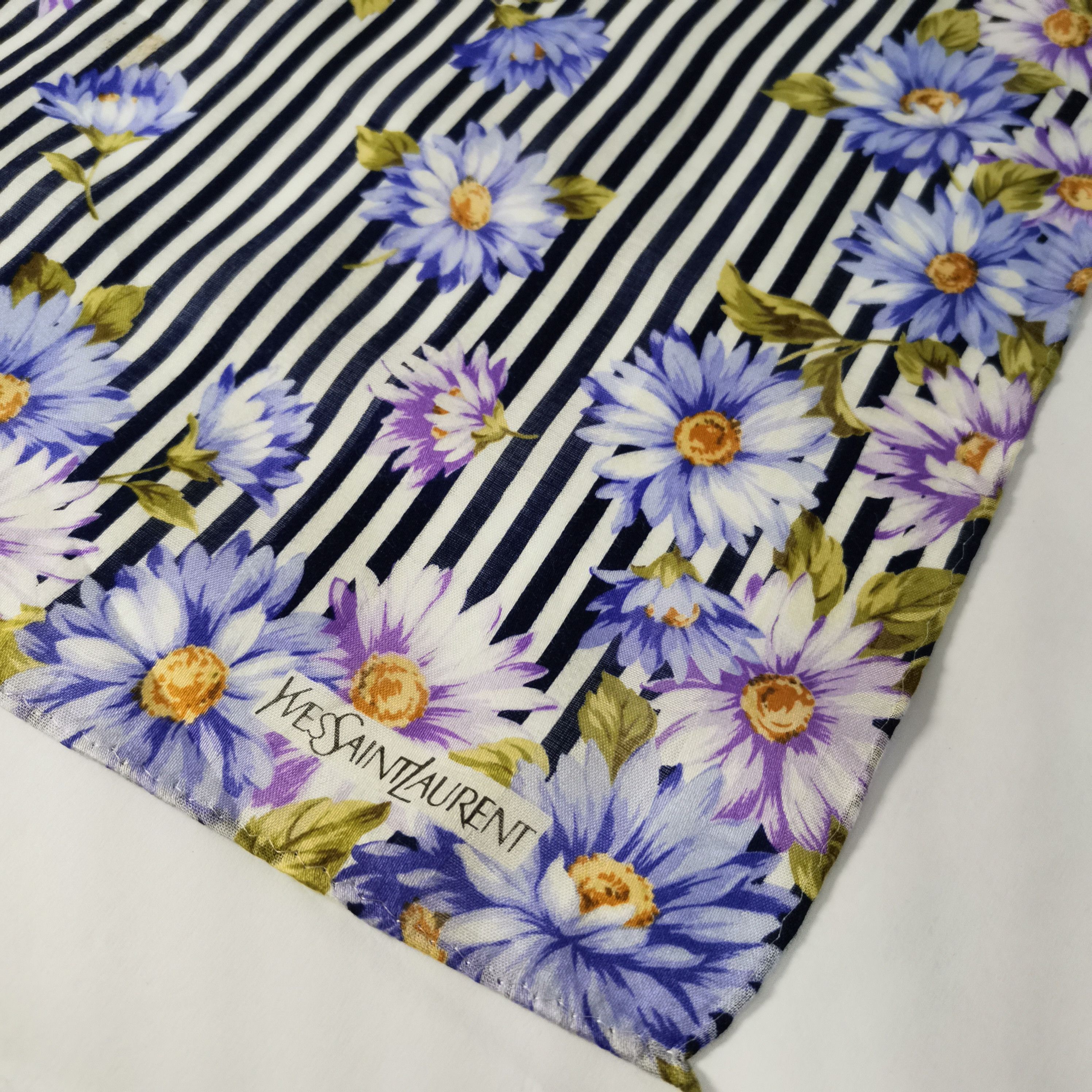 Yves Saint Laurent YVES SAINT LAUREN BANDANA/ SCARF/ HANDKERCHIEF Size ONE SIZE - 5 Thumbnail