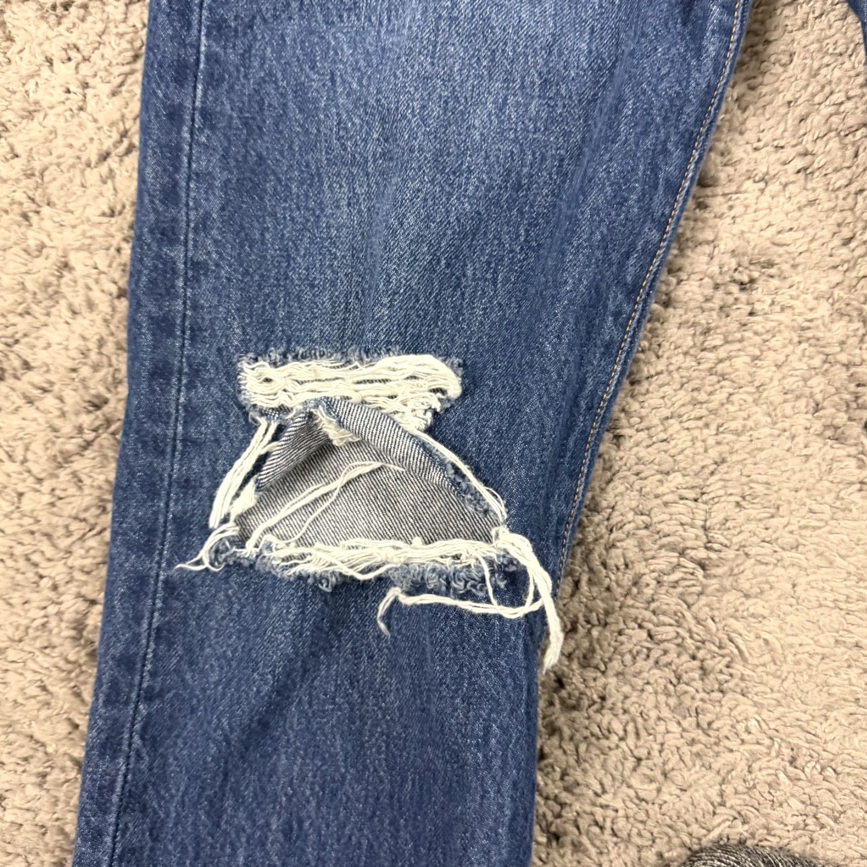 Levi's VINTAGE Levis 501 Jeans Womens Cropped Dark Denim Button Fly Distressed 24x28 24x28 Jeans Womens 501 Crop Distressed Blue Denim Size 28" / US 6 / IT 42 - 2 Thumbnail