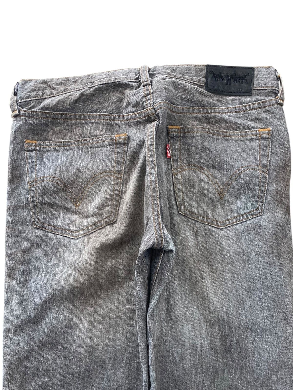 Levi's Levi’s Mud Wash Whiskered Style Straight Leg Jeans Size US 32 / EU 48 - 4 Thumbnail