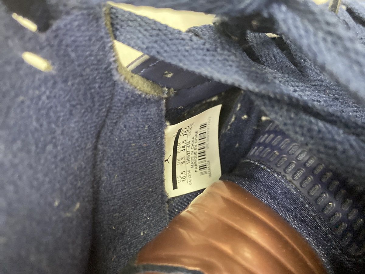 Jordan Brand Jordan 5 bronze Size US 10.5 / EU 43-44 - 2 Thumbnail