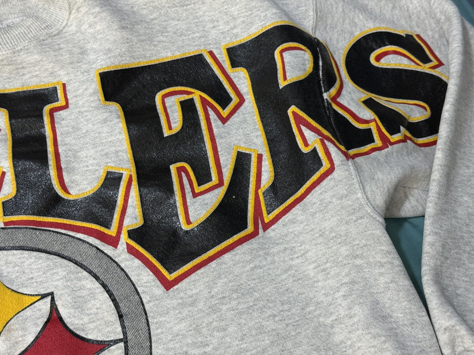 Vintage Vintage 90s NFL Pittsburgh Steelers 1996 Spellout Sweatshirt Size US XL / EU 56 / 4 - 7 Thumbnail