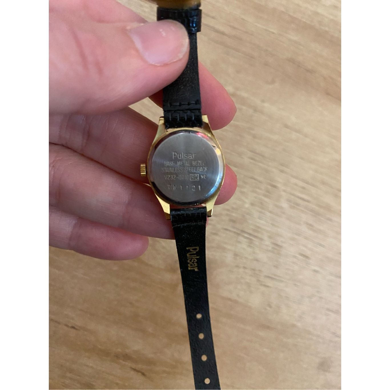 Pulsar Pulsar Round Gold Tone Black Leather Bracelet Watch Size ONE SIZE - 3 Thumbnail