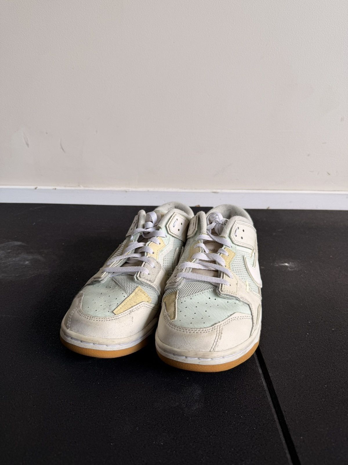 Nike Men’s Nike Seaglass Dunks Shoes Size US 11 / EU 44 - 5 Thumbnail