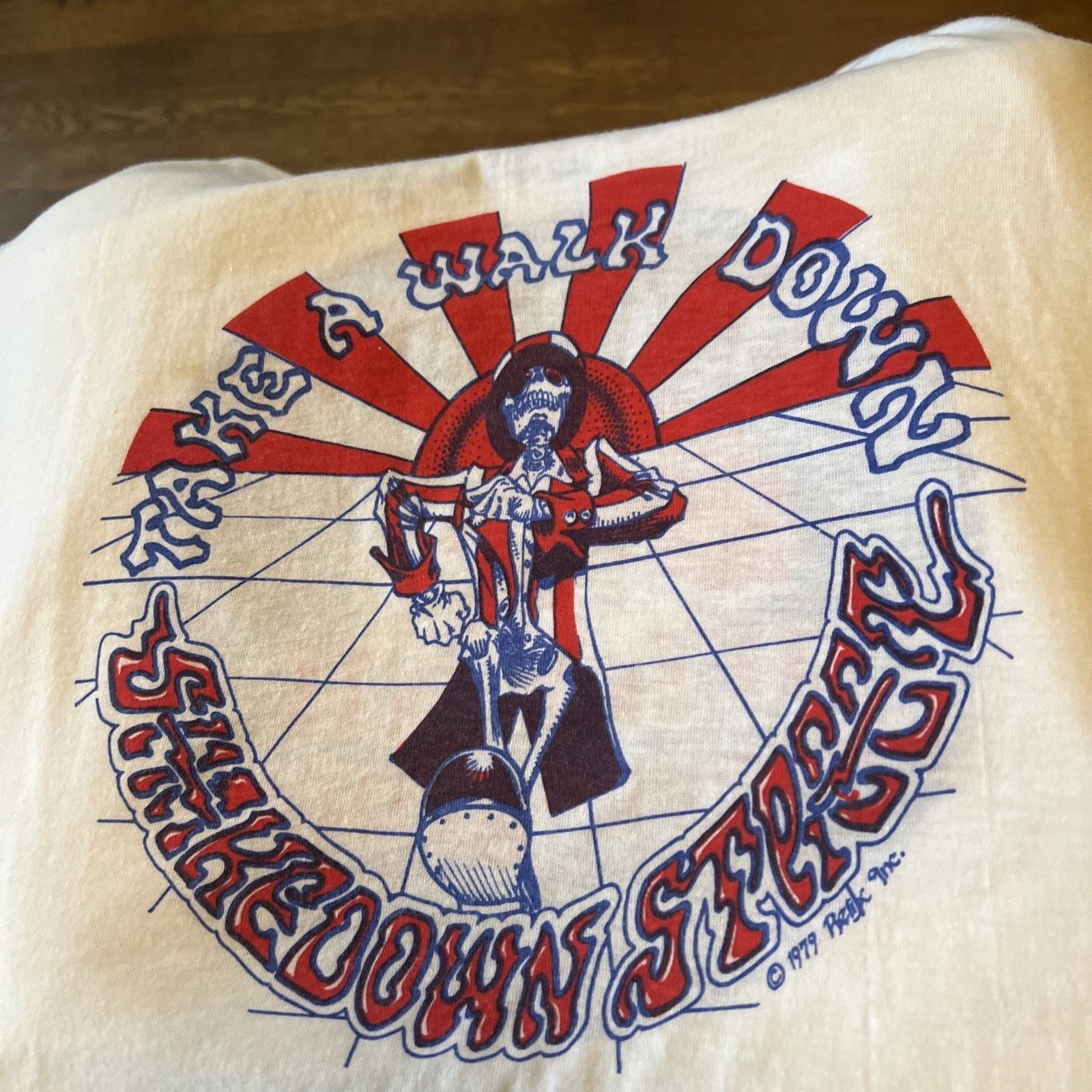 Grateful Dead VINTAGE 70s GRATEFUL DEAD T-SHIRT SHAKEDOWN STREET RELIX MAG Size US M / EU 48-50 / 2 - 1 Thumbnail