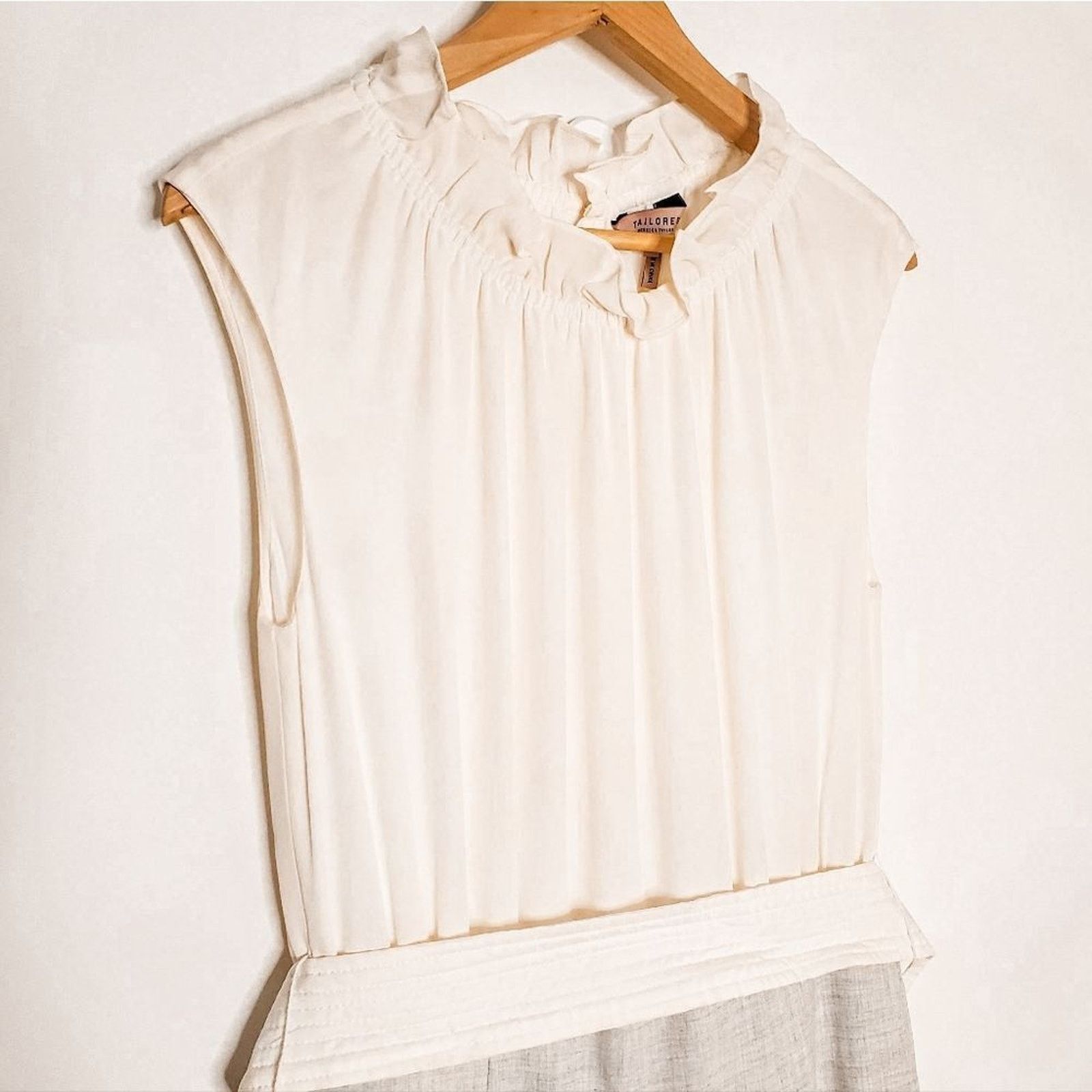 Rebecca Taylor Rebecca Taylor White Grey Ruffle Stretch Silk Jumpsuit Sz 6 Size 28" / US 6 / IT 42 - 3 Thumbnail